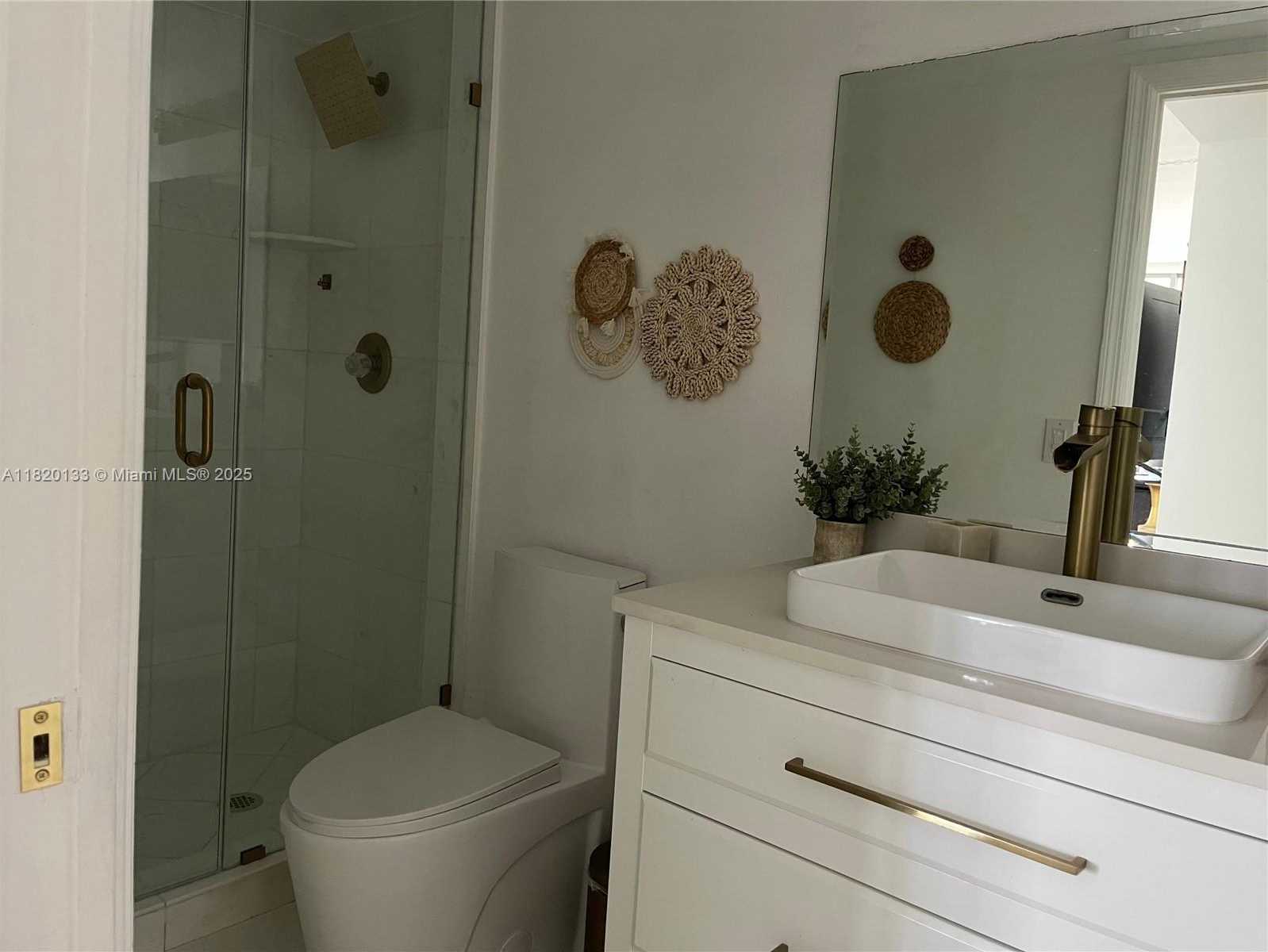 Small Image of 3500 MYSTIC POINTE DR #1804, Aventura Number 17
