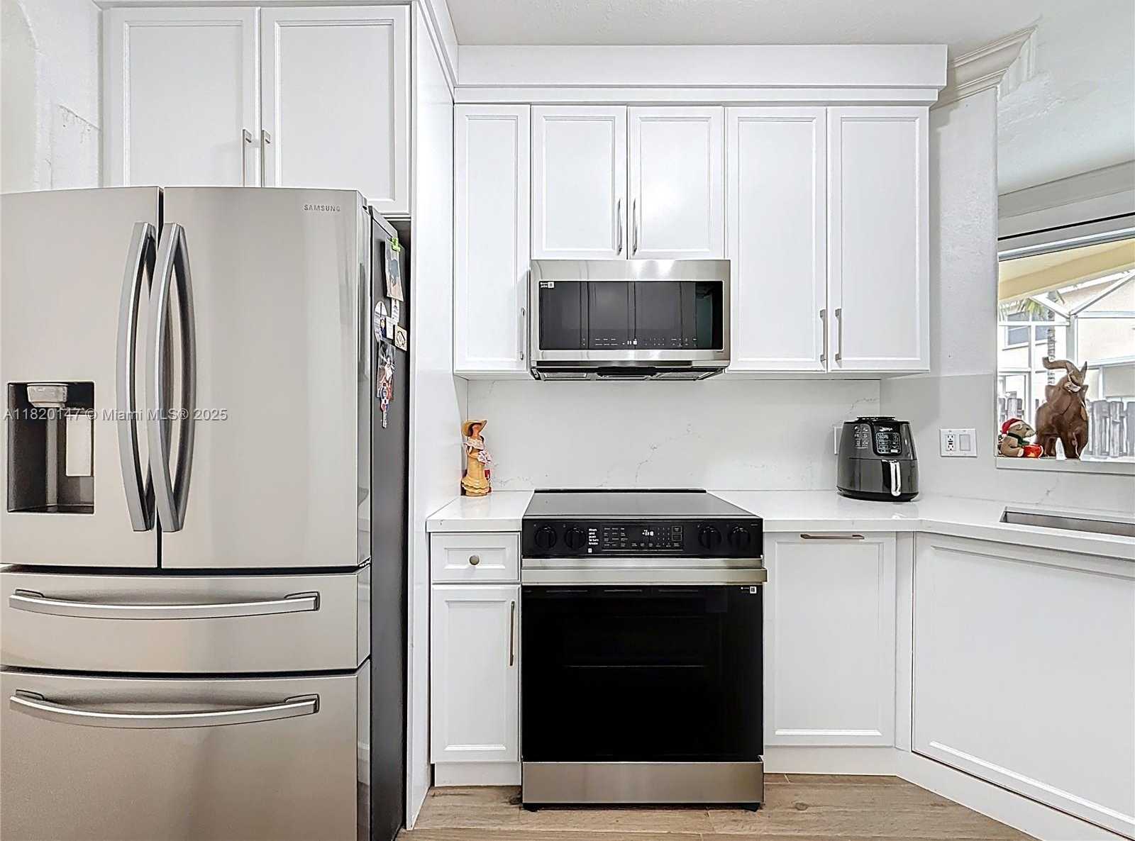 Small Image of 3506 SOUTH WEST 171ST AVE, Miramar Number 14