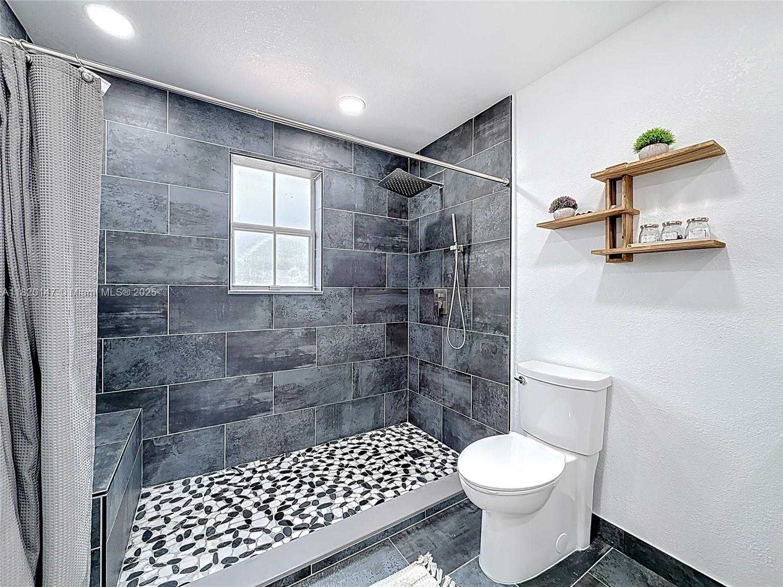 Small Image of 3506 SOUTH WEST 171ST AVE, Miramar Number 27