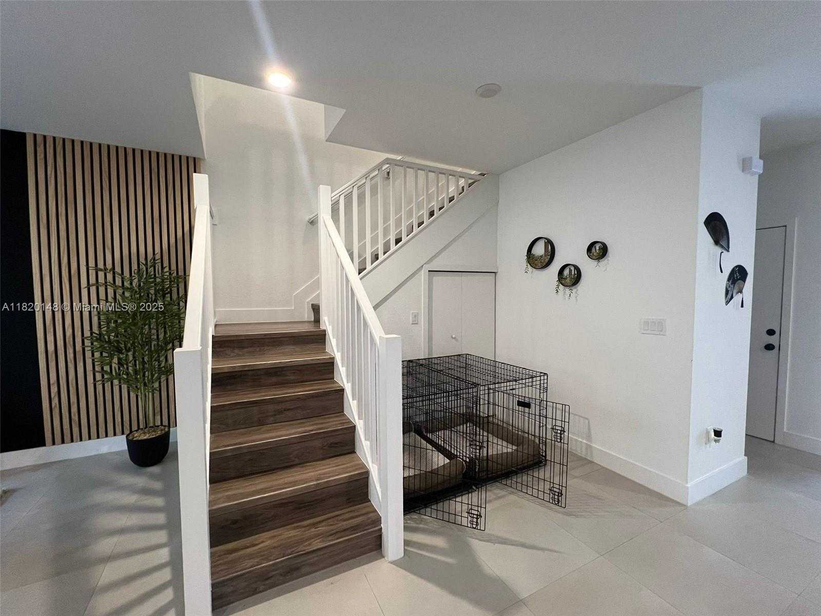 Small Image of 13649 SOUTH WEST 157TH PL, Miami Number 20