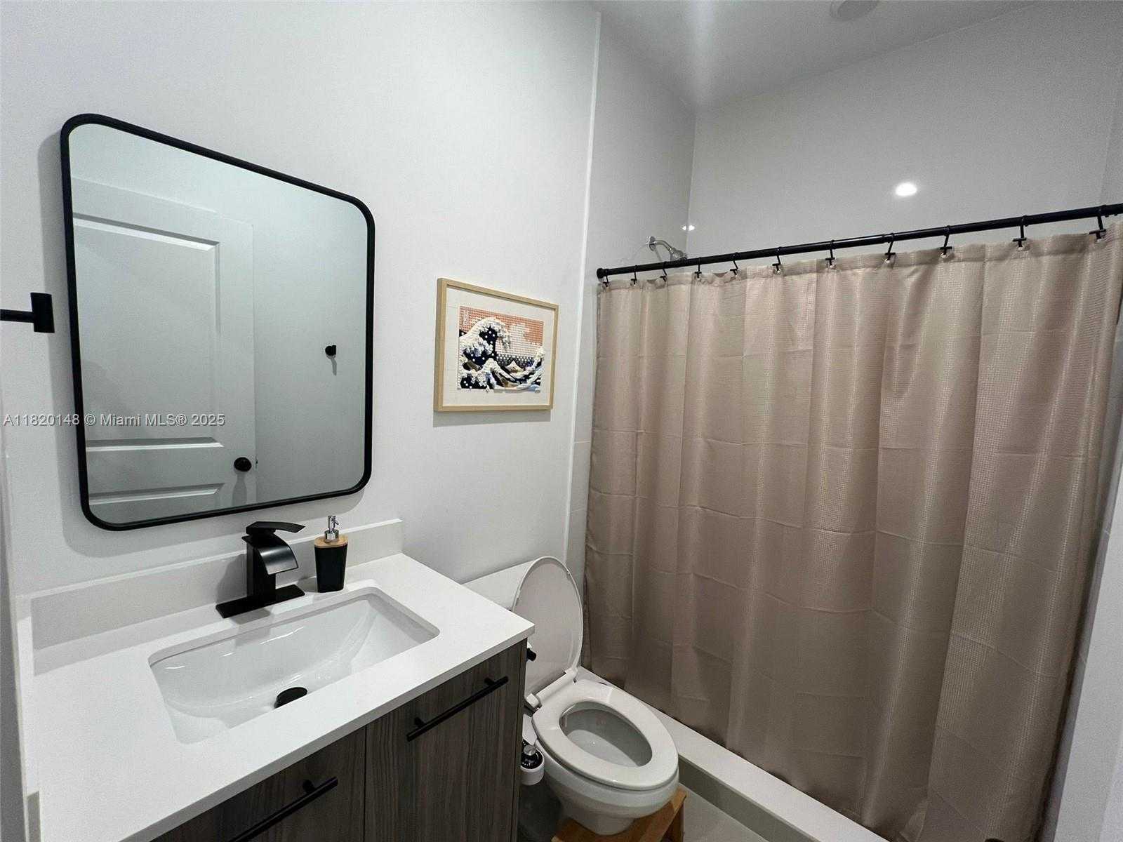 Small Image of 13649 SOUTH WEST 157TH PL, Miami Number 30