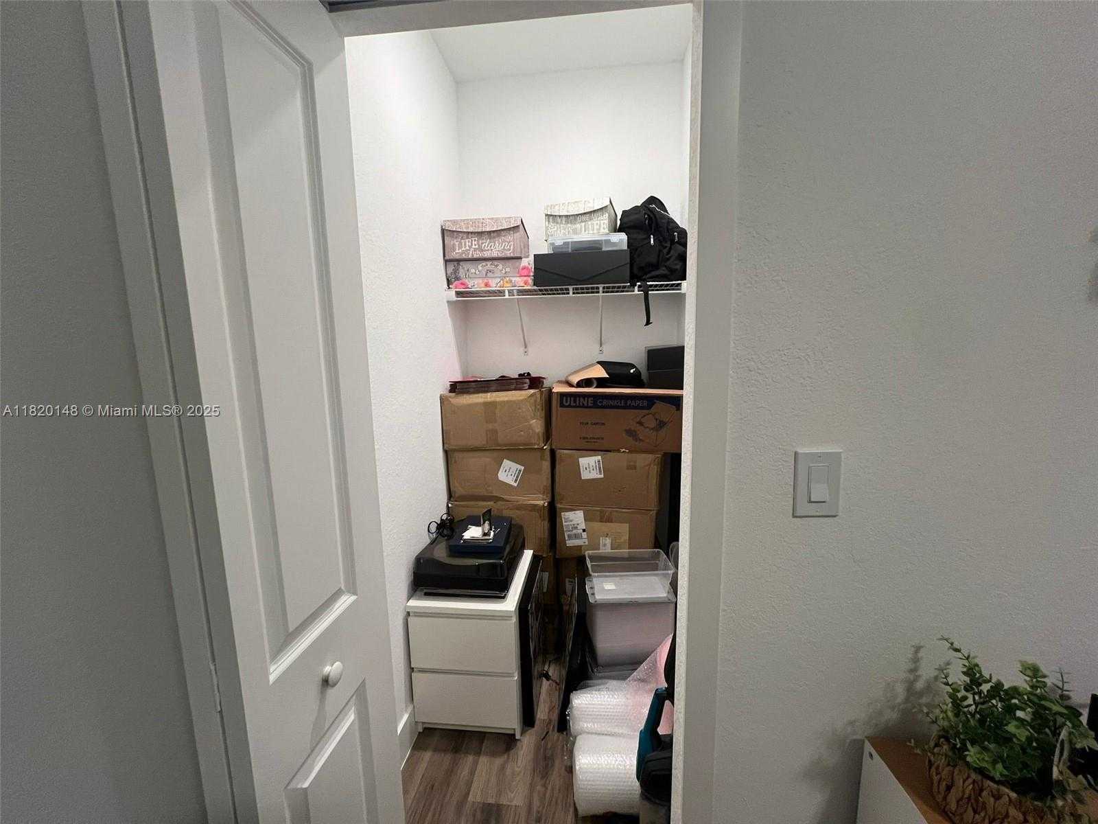 Small Image of 13649 SOUTH WEST 157TH PL, Miami Number 31