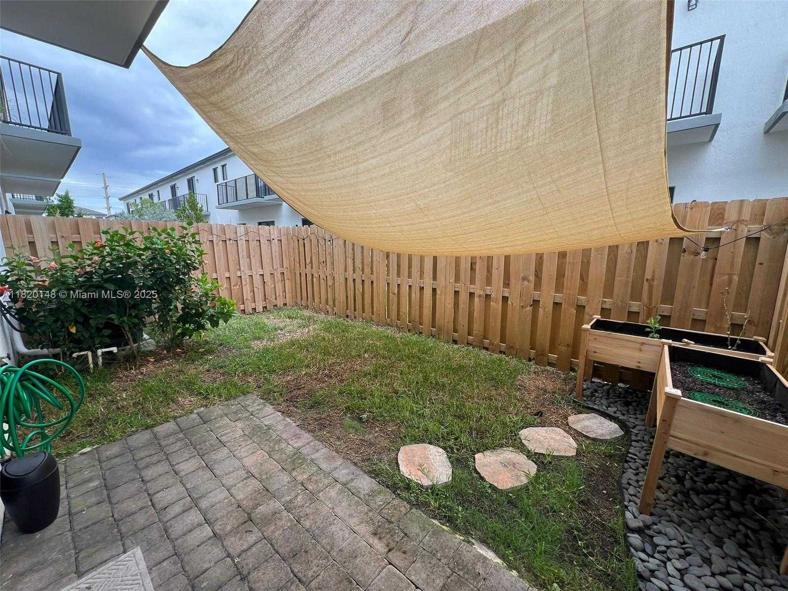 Small Image of 13649 SOUTH WEST 157TH PL, Miami Number 34