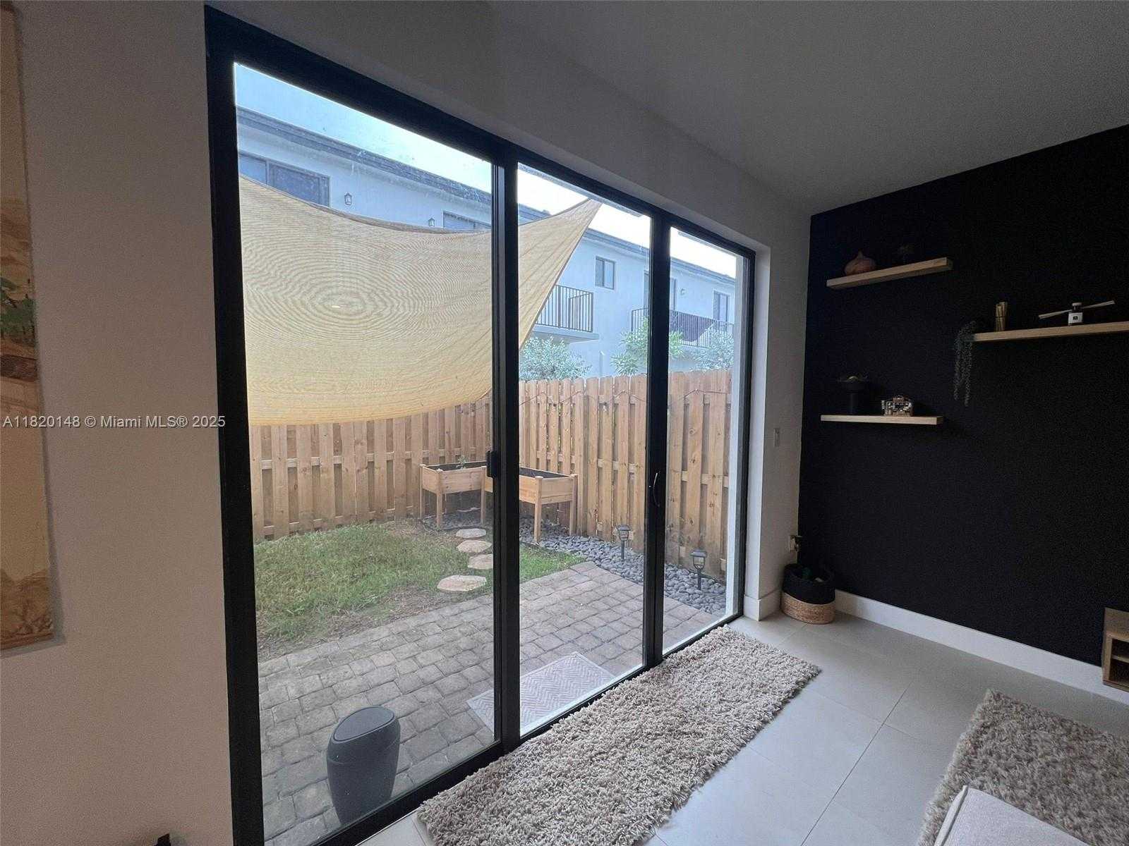 Small Image of 13649 SOUTH WEST 157TH PL, Miami Number 35