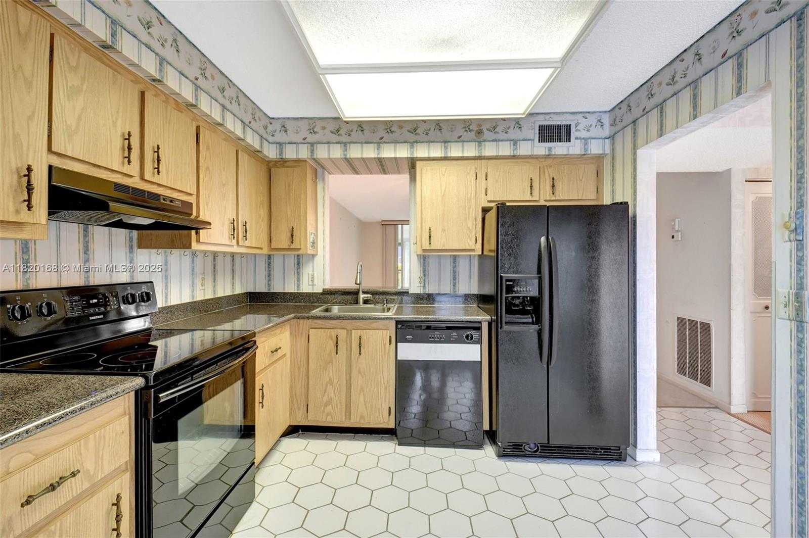 Small Image of 14575 BONAIRE BLVD #308, Delray Beach Number 15