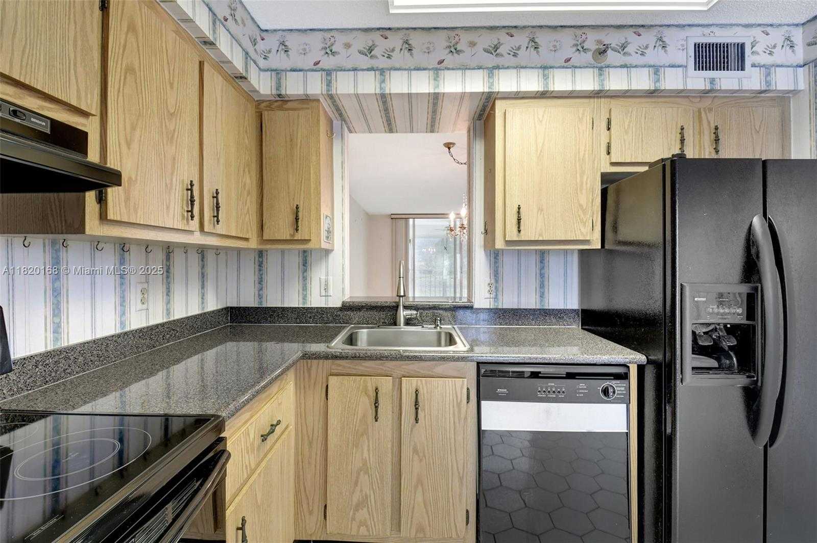 Small Image of 14575 BONAIRE BLVD #308, Delray Beach Number 18