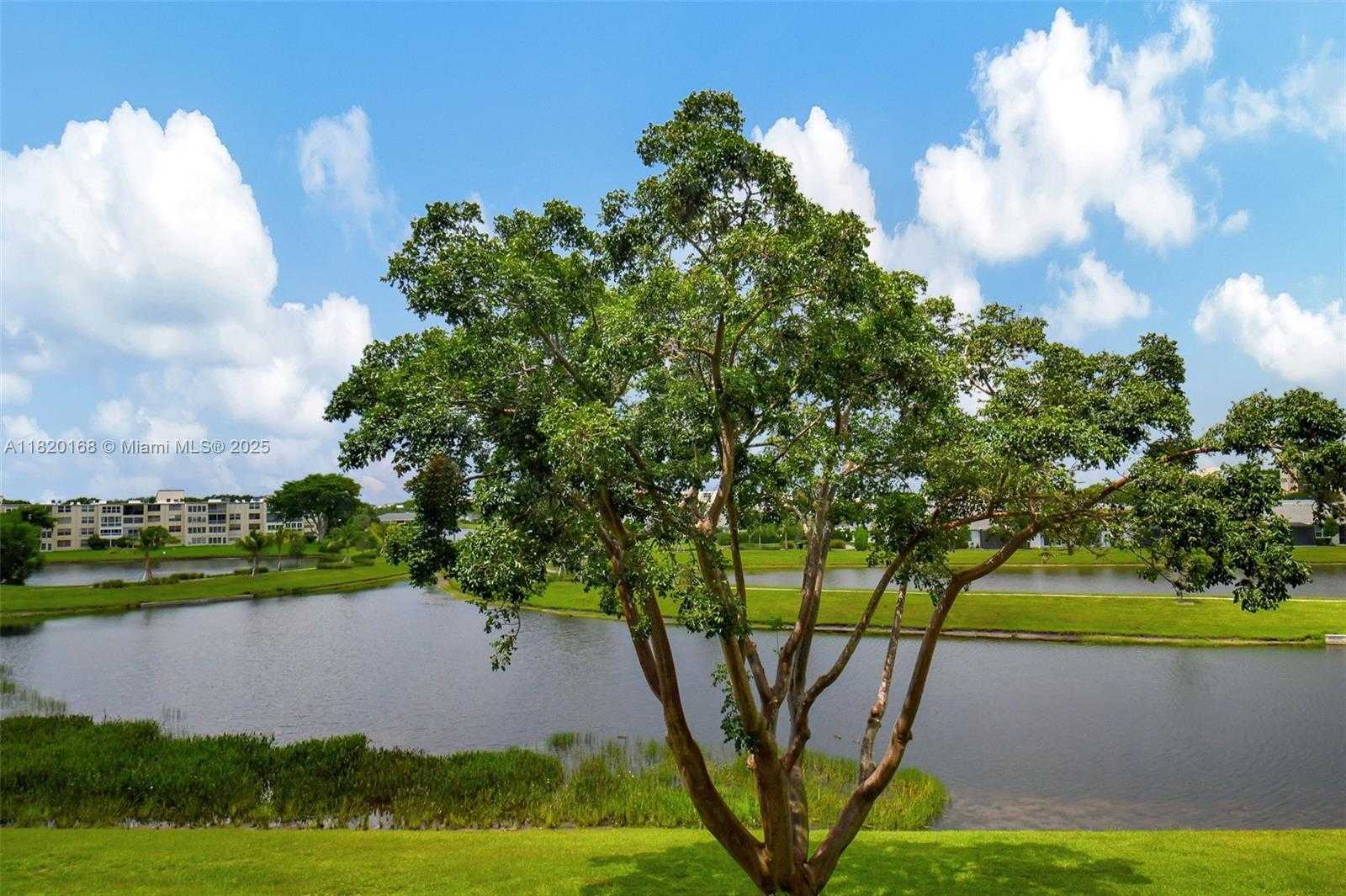 Small Image of 14575 BONAIRE BLVD #308, Delray Beach Number 3