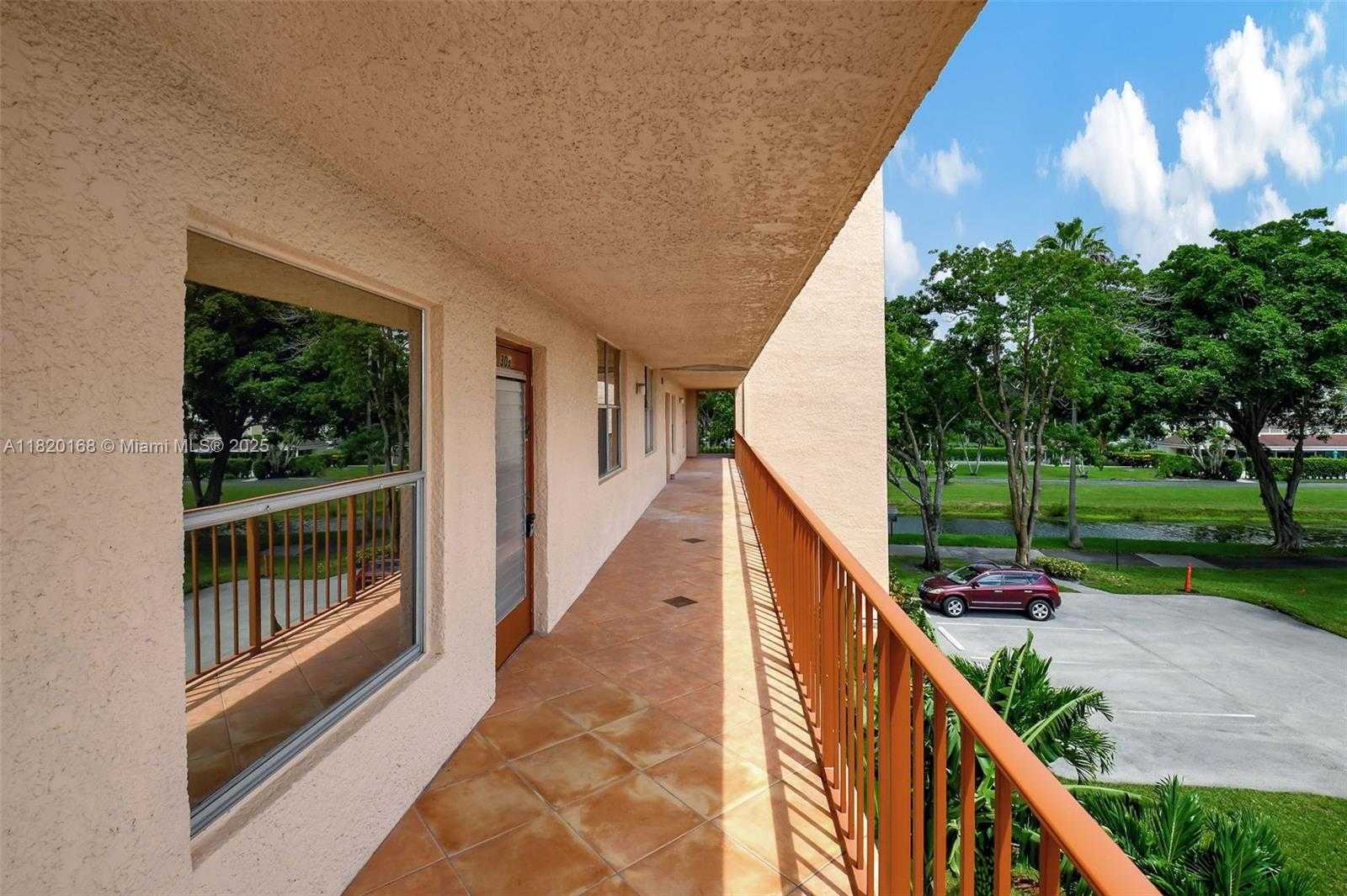 Small Image of 14575 BONAIRE BLVD #308, Delray Beach Number 9