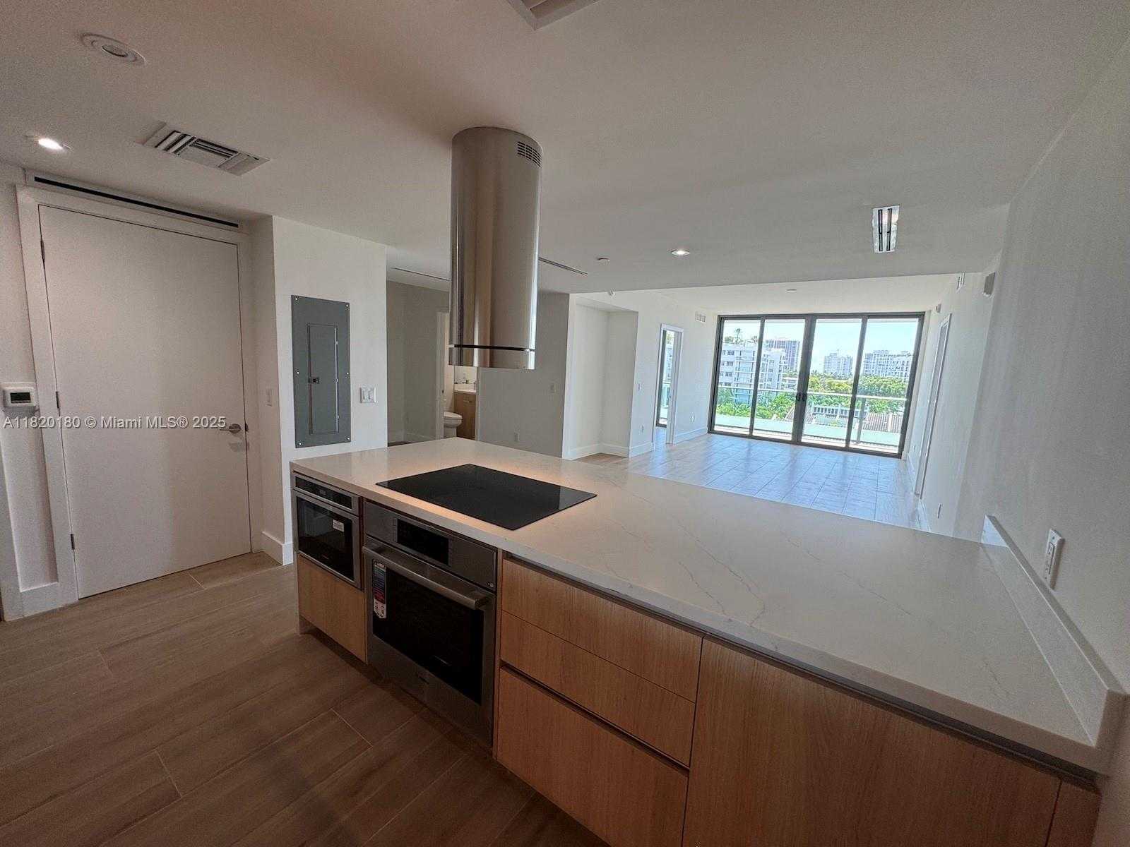 Small Image of 9901 WEST BAY HARBOUR DR #605, Bay Harbor Islands Number 11