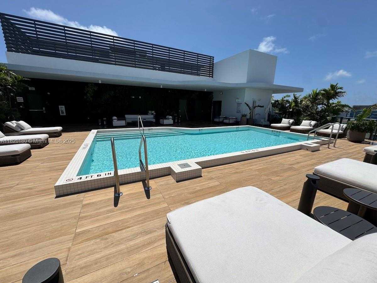 Small Image of 9901 WEST BAY HARBOUR DR #605, Bay Harbor Islands Number 5