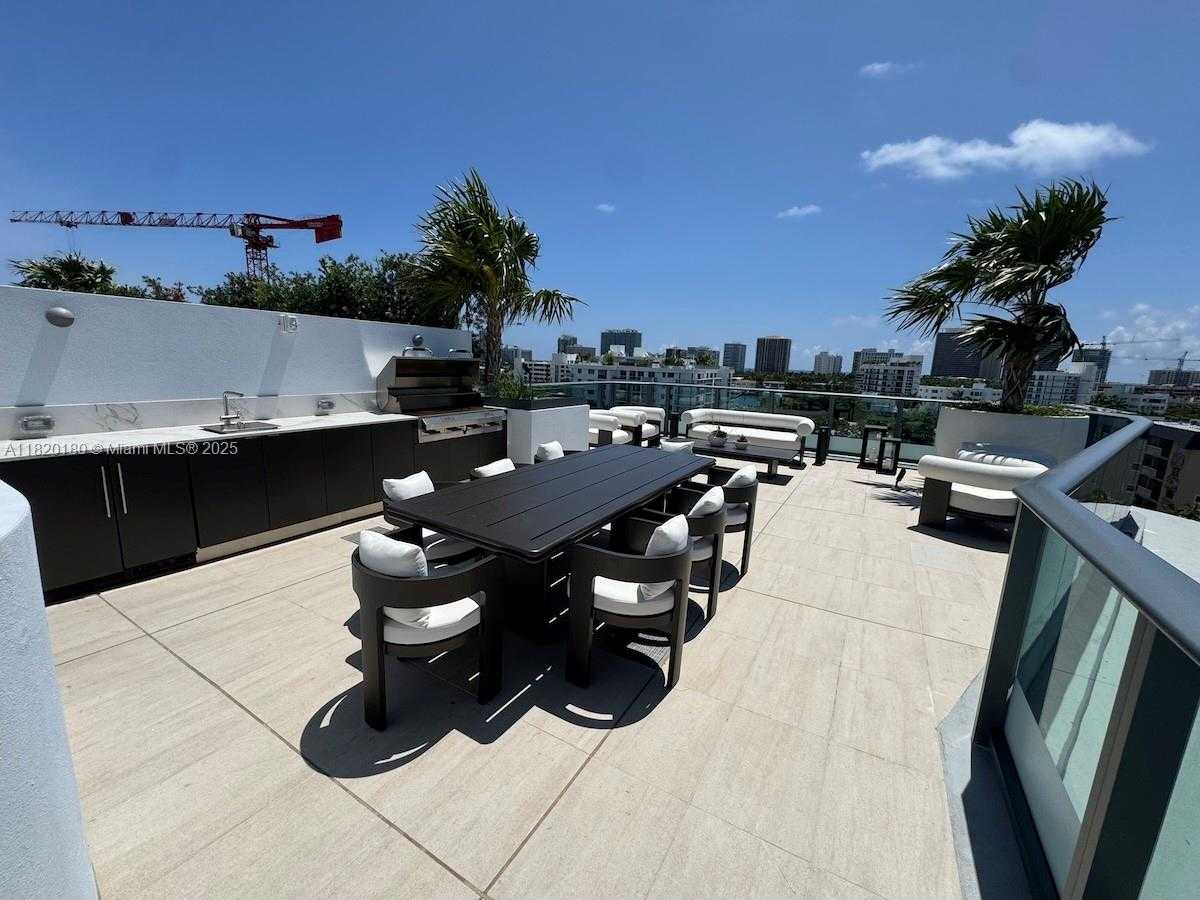 Small Image of 9901 WEST BAY HARBOUR DR #605, Bay Harbor Islands Number 8