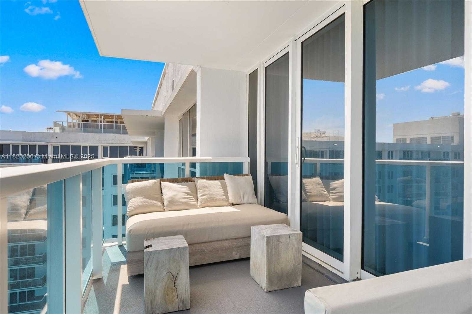 Small Image of 102 24TH ST #PH-1706, Miami Beach Number 11