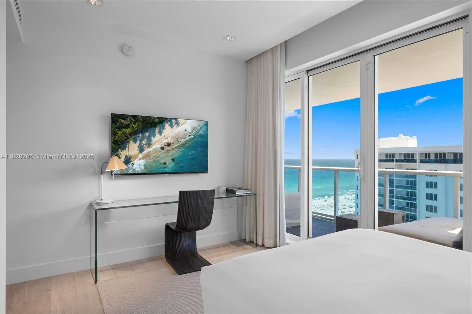 Small Image of 102 24TH ST #PH-1706, Miami Beach Number 27