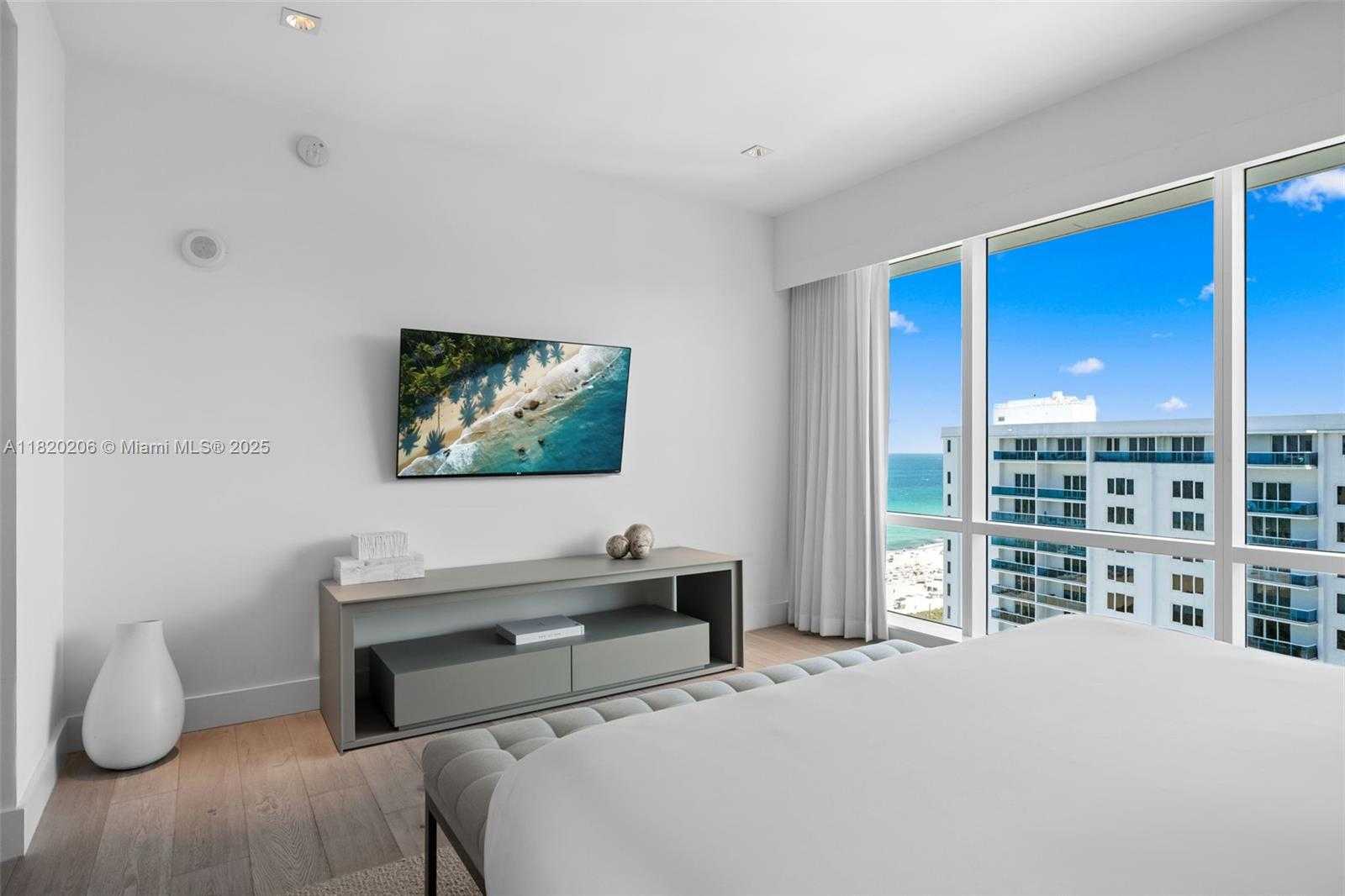 Small Image of 102 24TH ST #PH-1706, Miami Beach Number 33