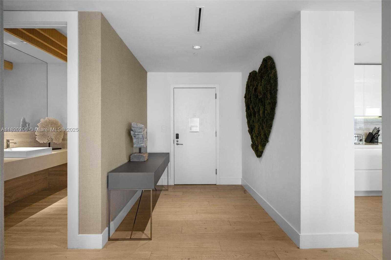 Small Image of 102 24TH ST #PH-1706, Miami Beach Number 8