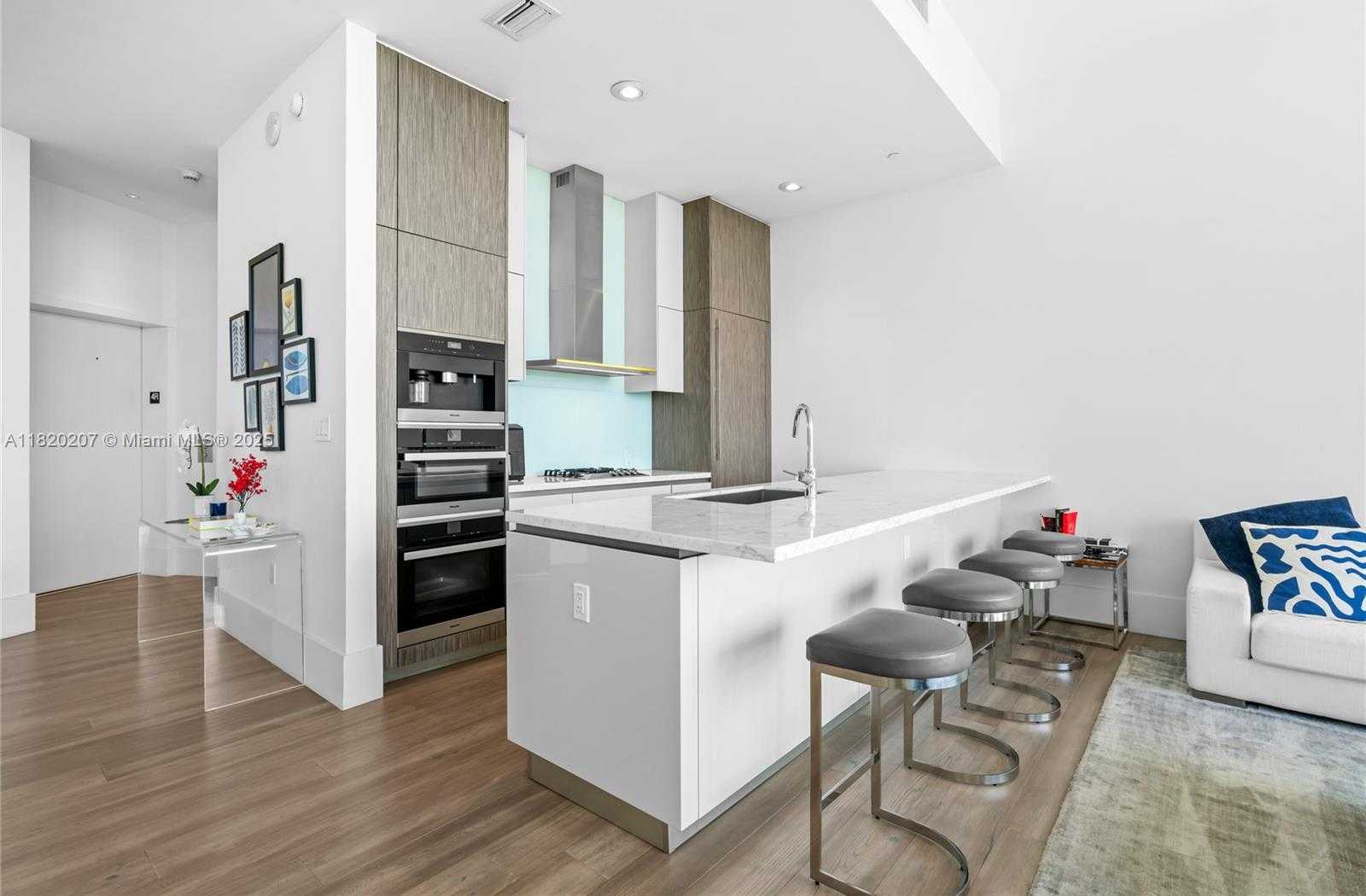 Small Image of 2675 SOUTH BAYSHORE DR #403S, Miami Number 14