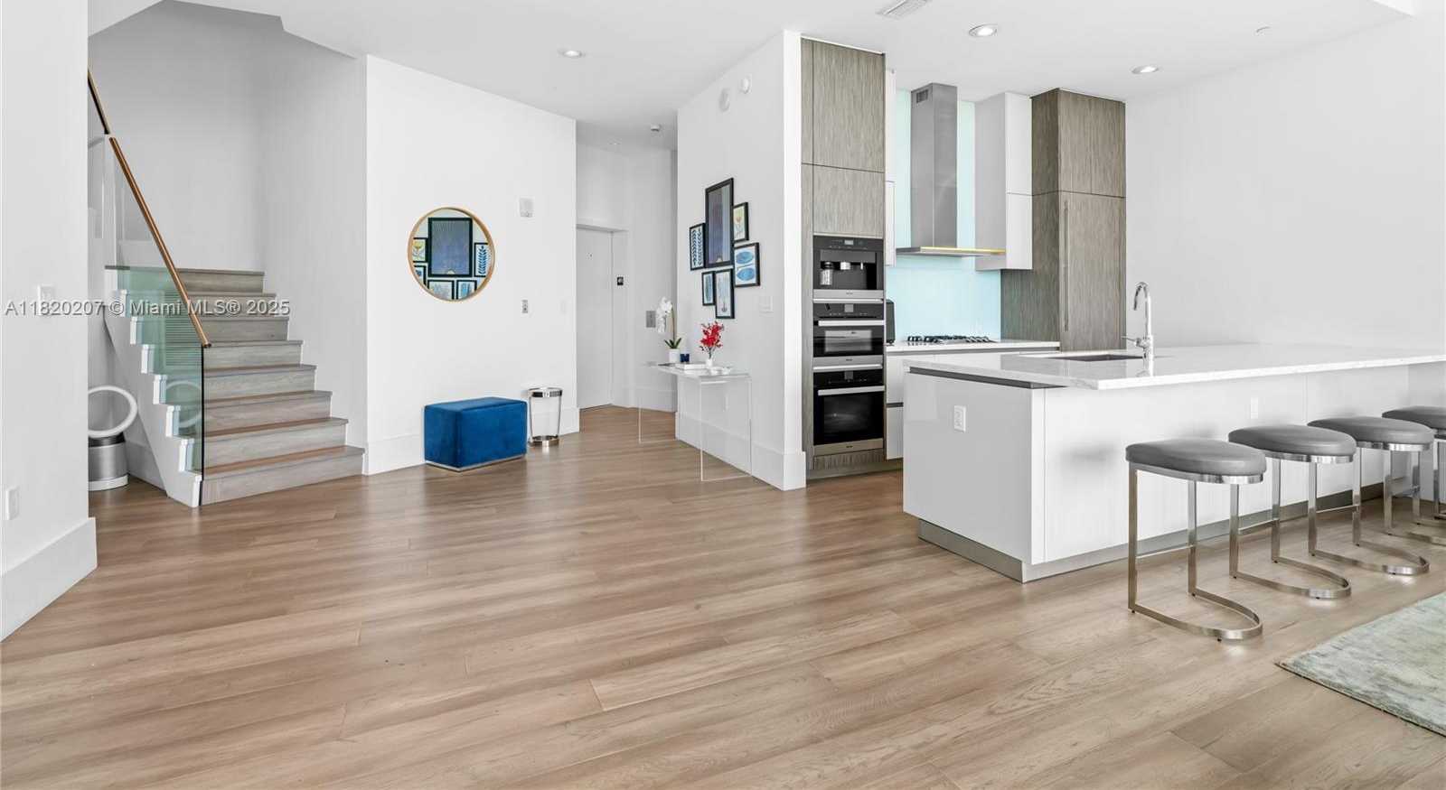 Small Image of 2675 SOUTH BAYSHORE DR #403S, Miami Number 15
