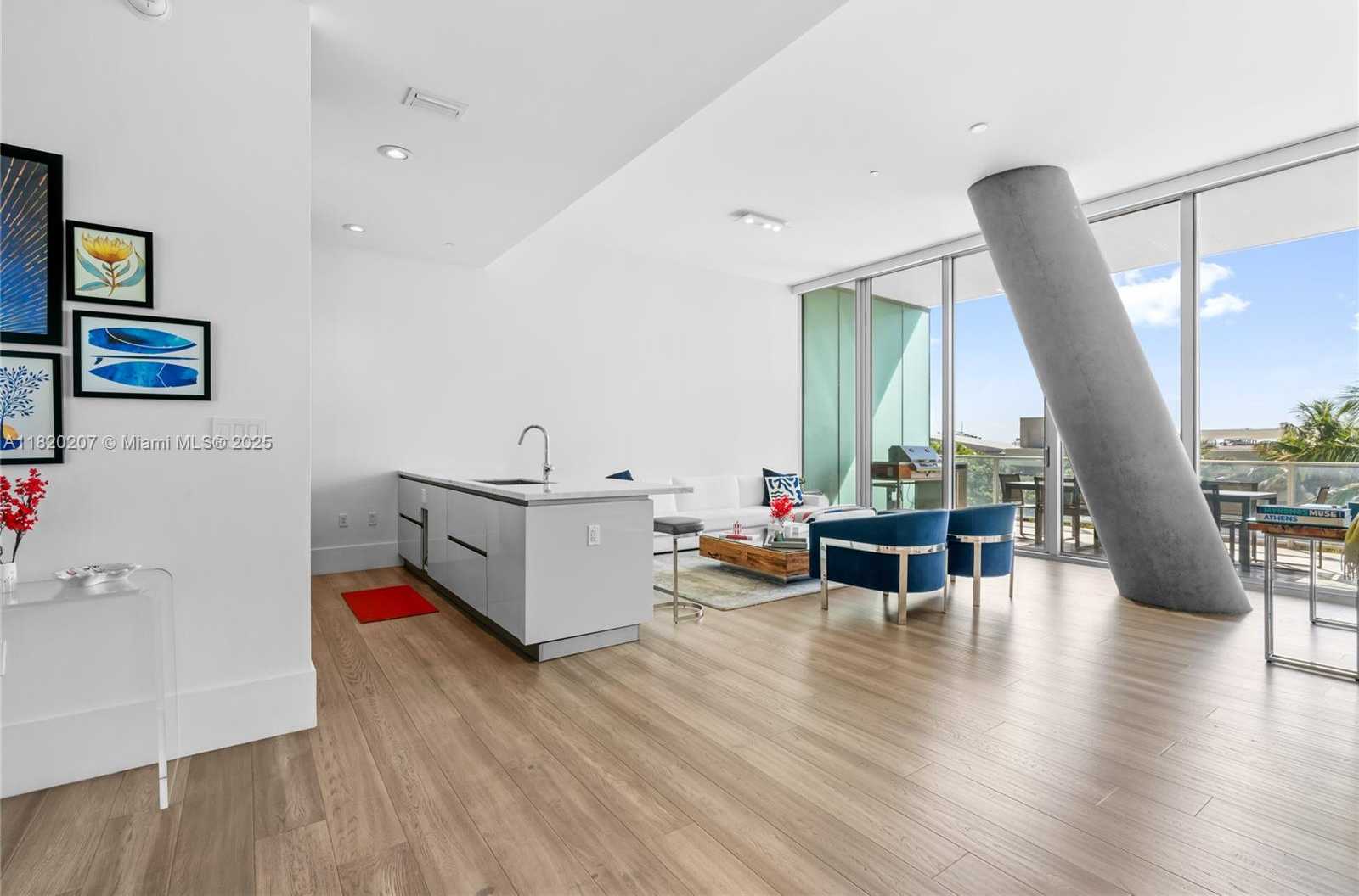 Small Image of 2675 SOUTH BAYSHORE DR #403S, Miami Number 2
