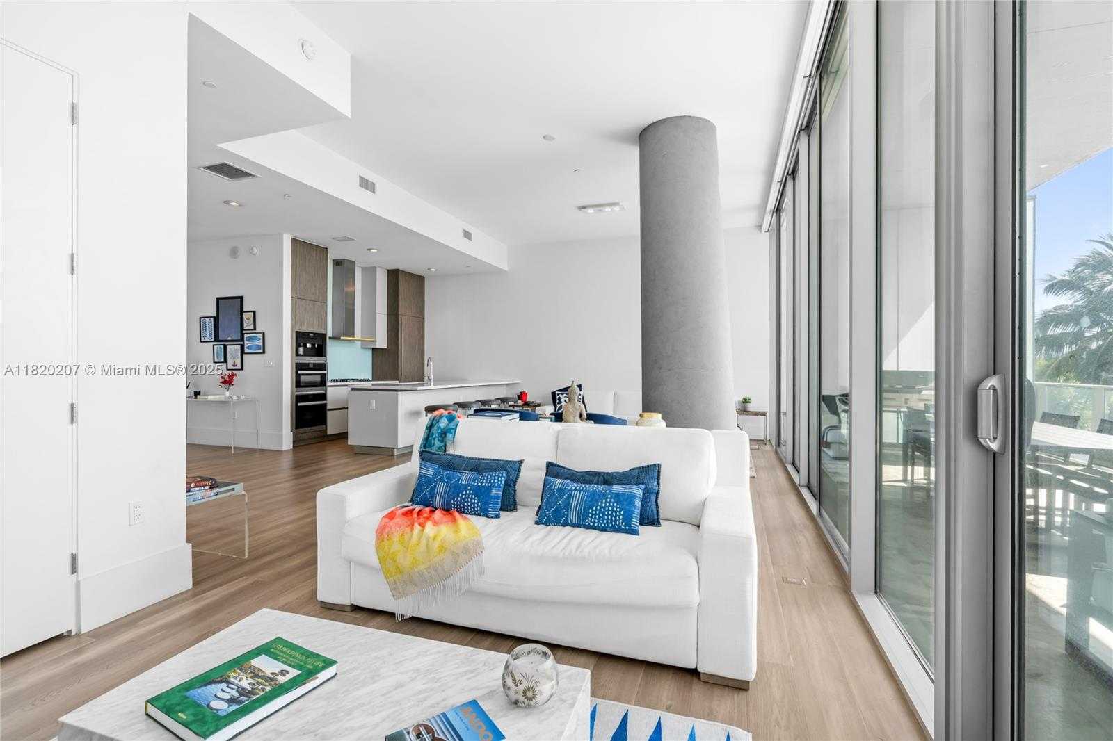 Small Image of 2675 SOUTH BAYSHORE DR #403S, Miami Number 20