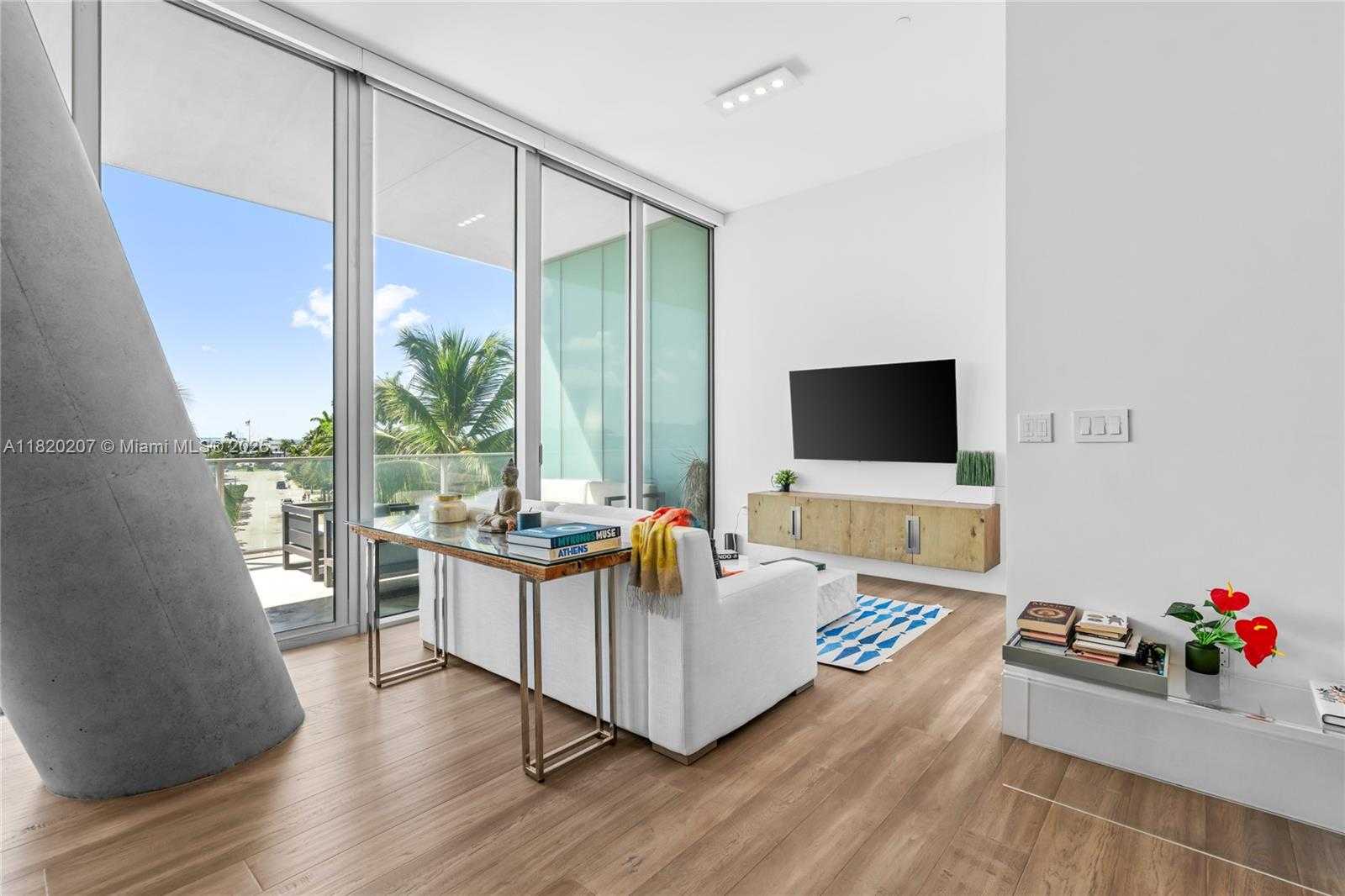 Small Image of 2675 SOUTH BAYSHORE DR #403S, Miami Number 21