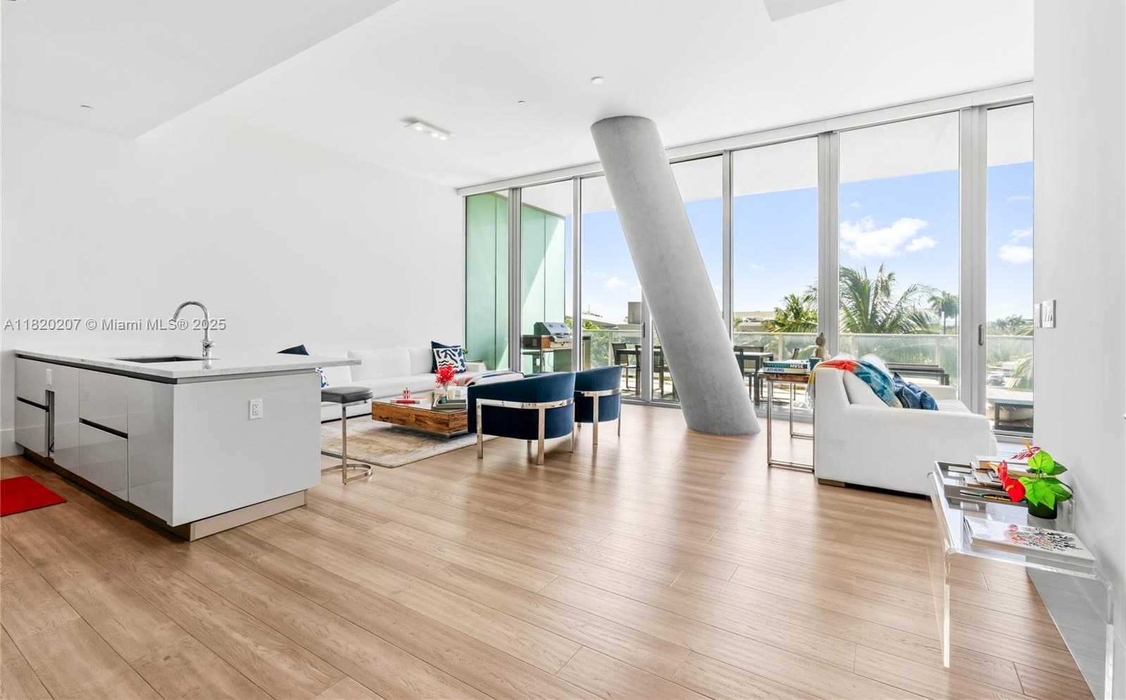 Small Image of 2675 SOUTH BAYSHORE DR #403S, Miami Number 3