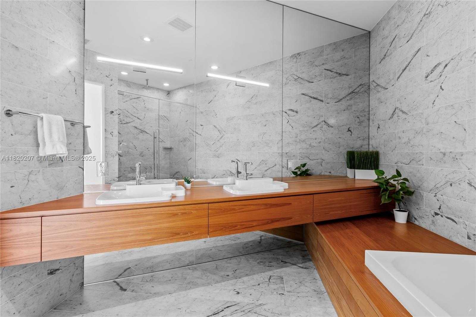 Small Image of 2675 SOUTH BAYSHORE DR #403S, Miami Number 45