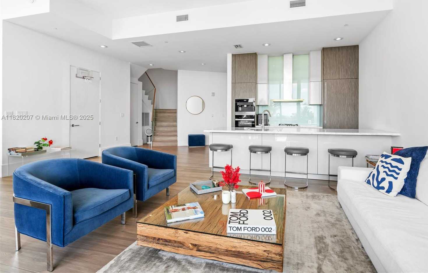 Small Image of 2675 SOUTH BAYSHORE DR #403S, Miami Number 9