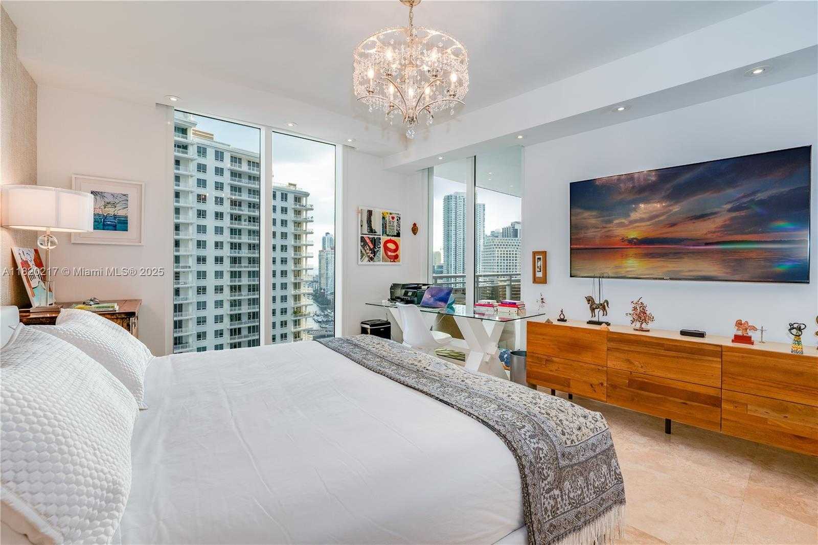Small Image of 901 BRICKELL KEY BLVD #2602, Miami Number 22