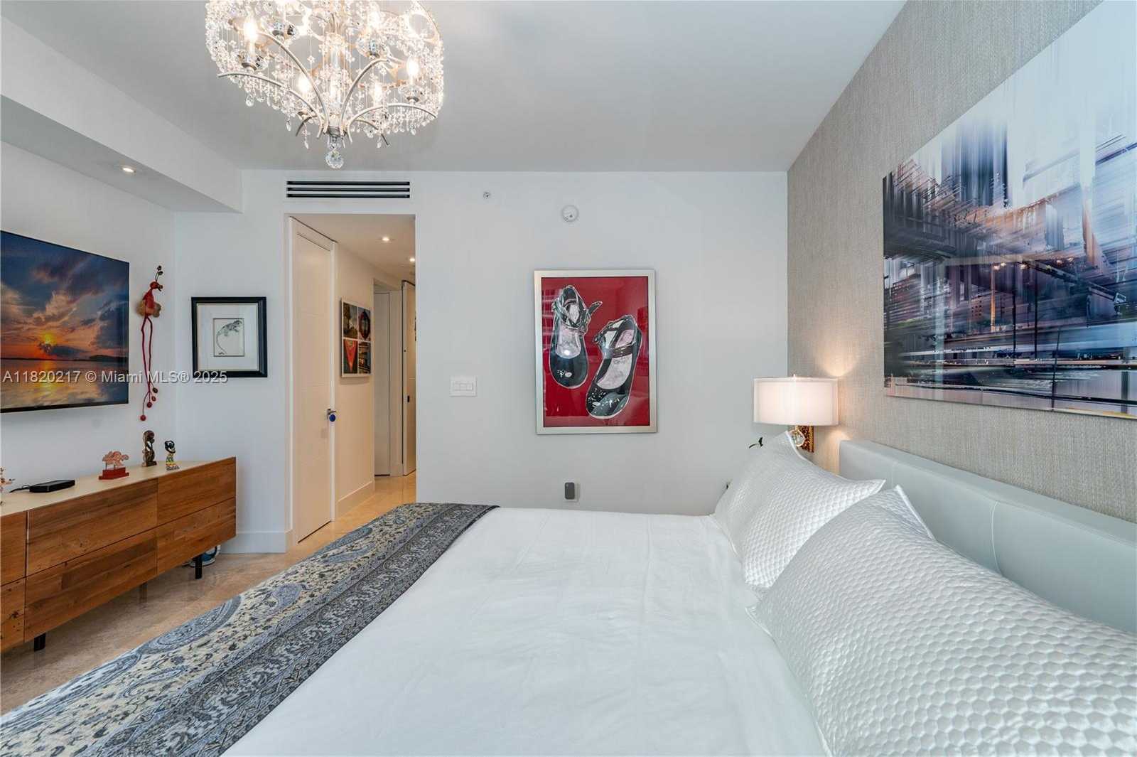 Small Image of 901 BRICKELL KEY BLVD #2602, Miami Number 25
