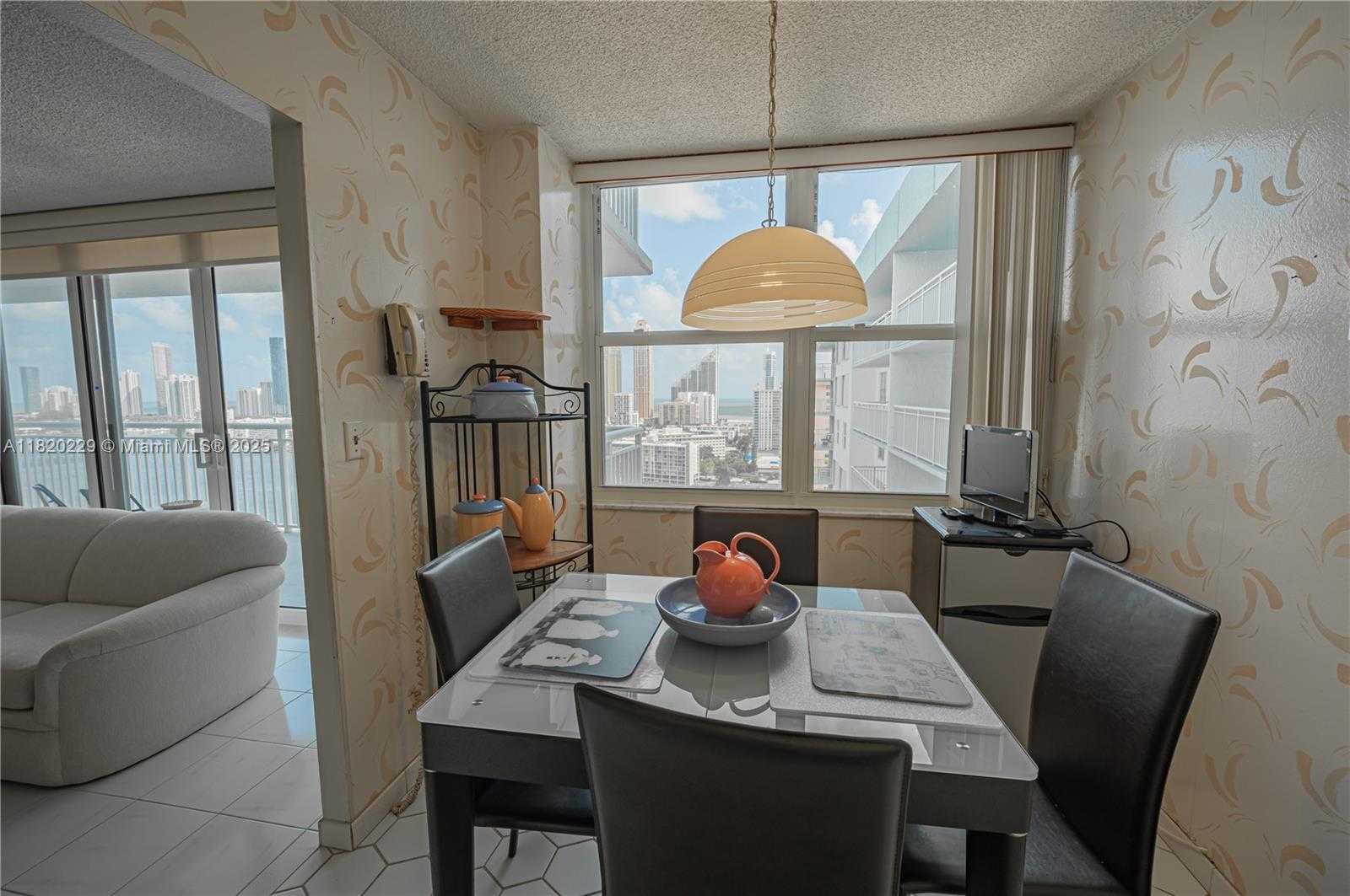 Small Image of 301 174TH ST #2317, Sunny Isles Beach Number 13