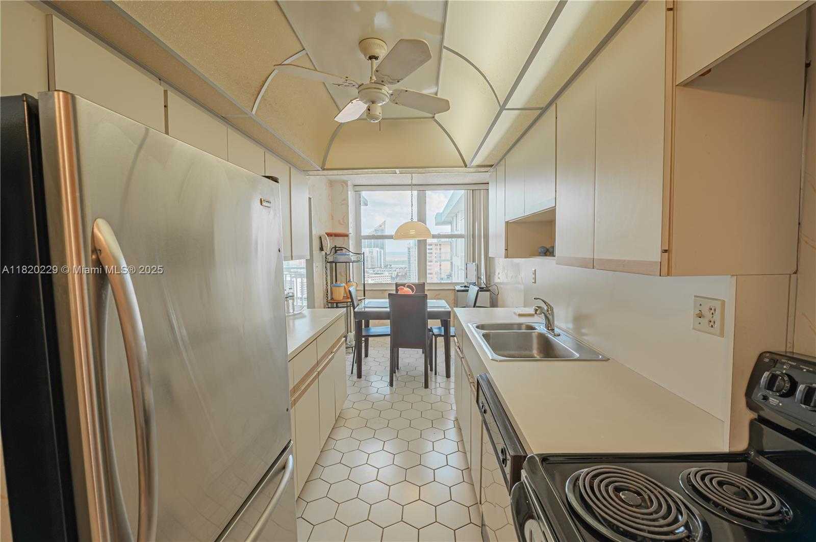 Small Image of 301 174TH ST #2317, Sunny Isles Beach Number 14