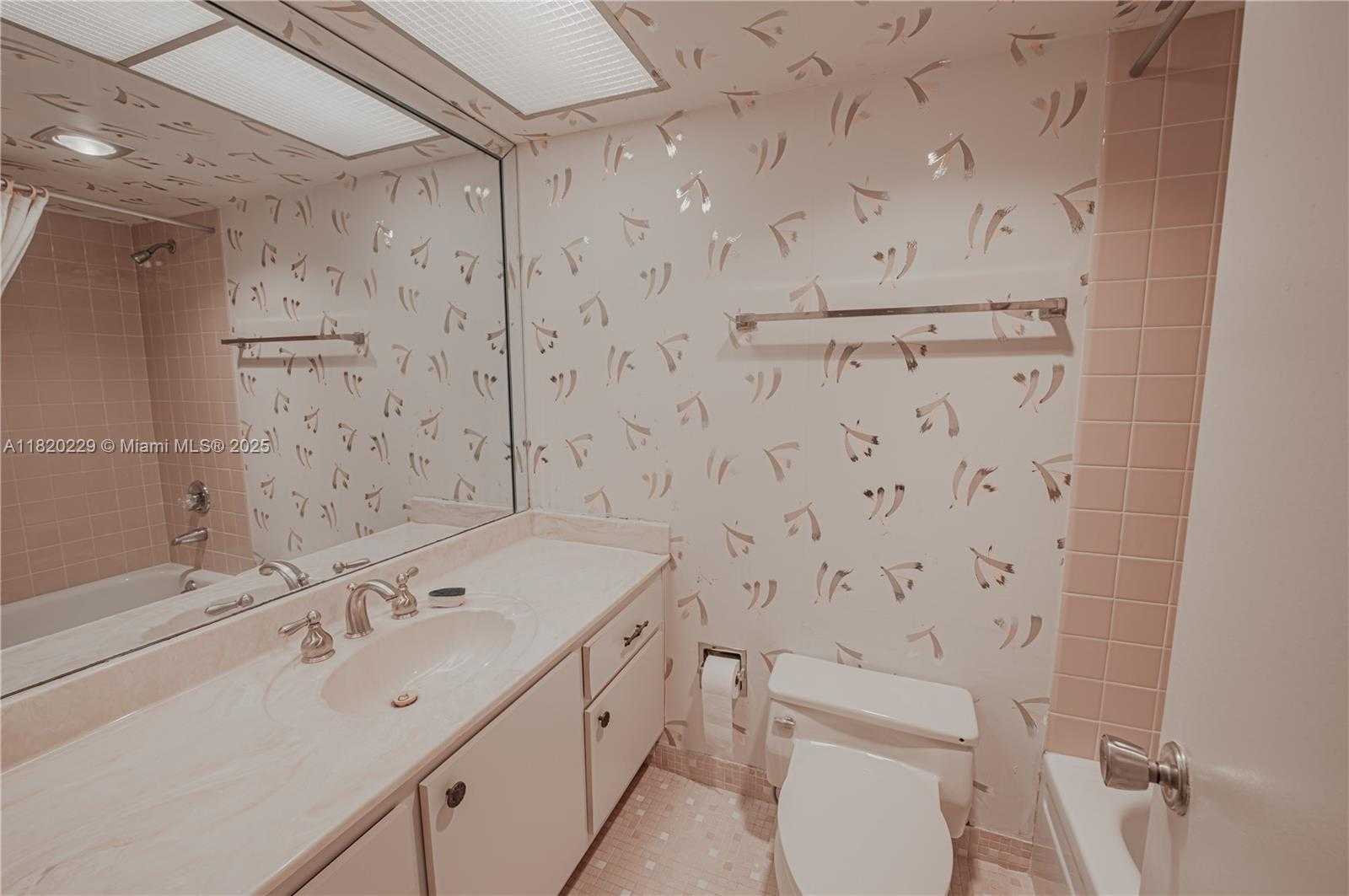 Small Image of 301 174TH ST #2317, Sunny Isles Beach Number 37