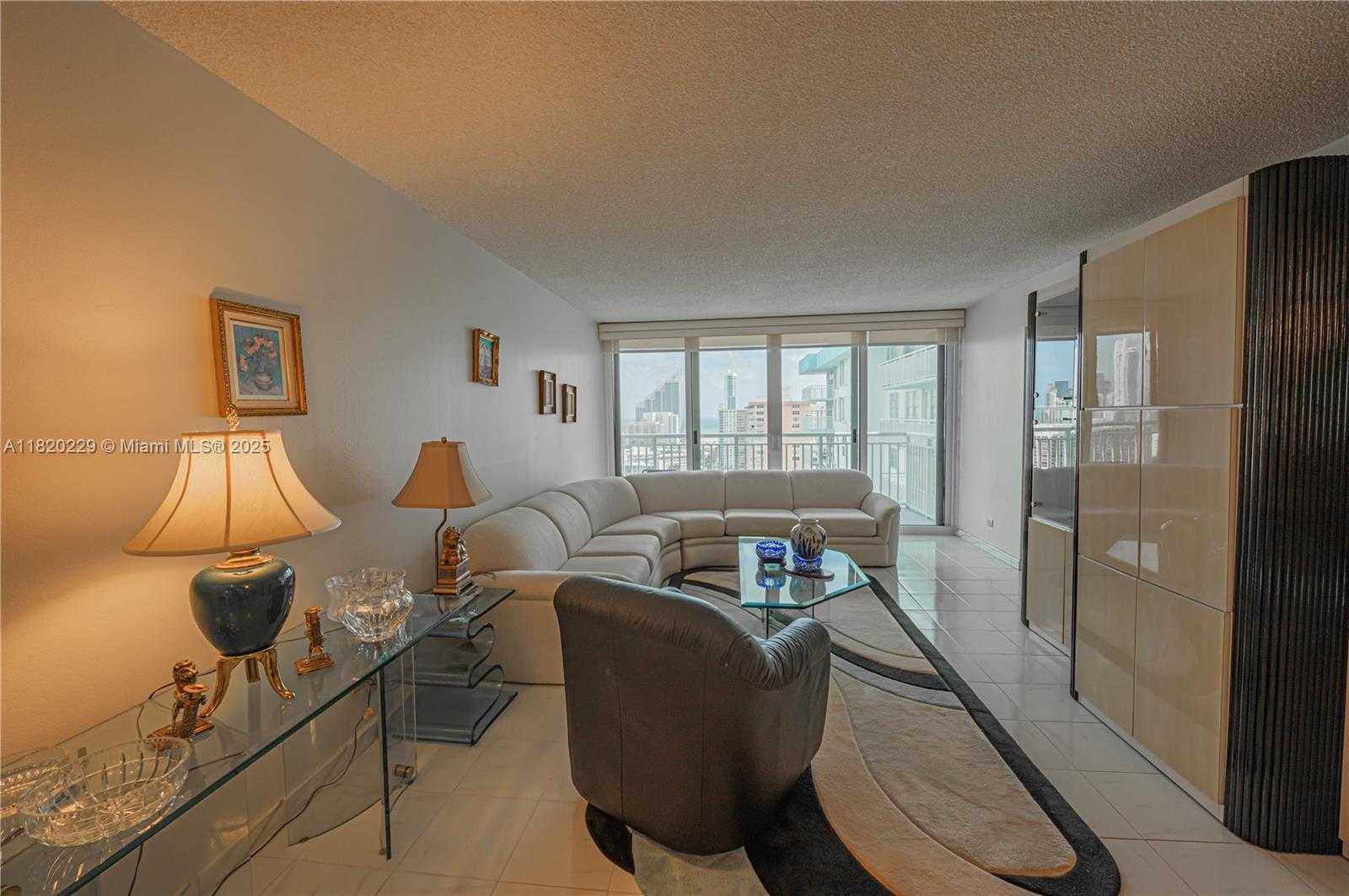 Small Image of 301 174TH ST #2317, Sunny Isles Beach Number 4