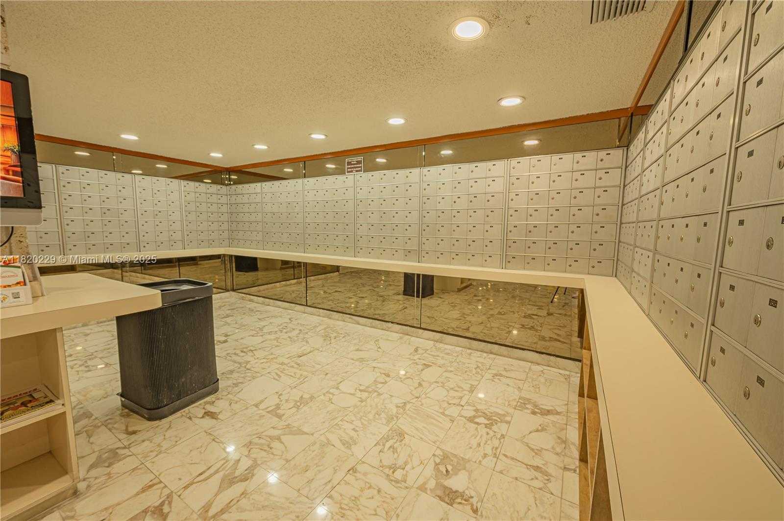 Small Image of 301 174TH ST #2317, Sunny Isles Beach Number 44