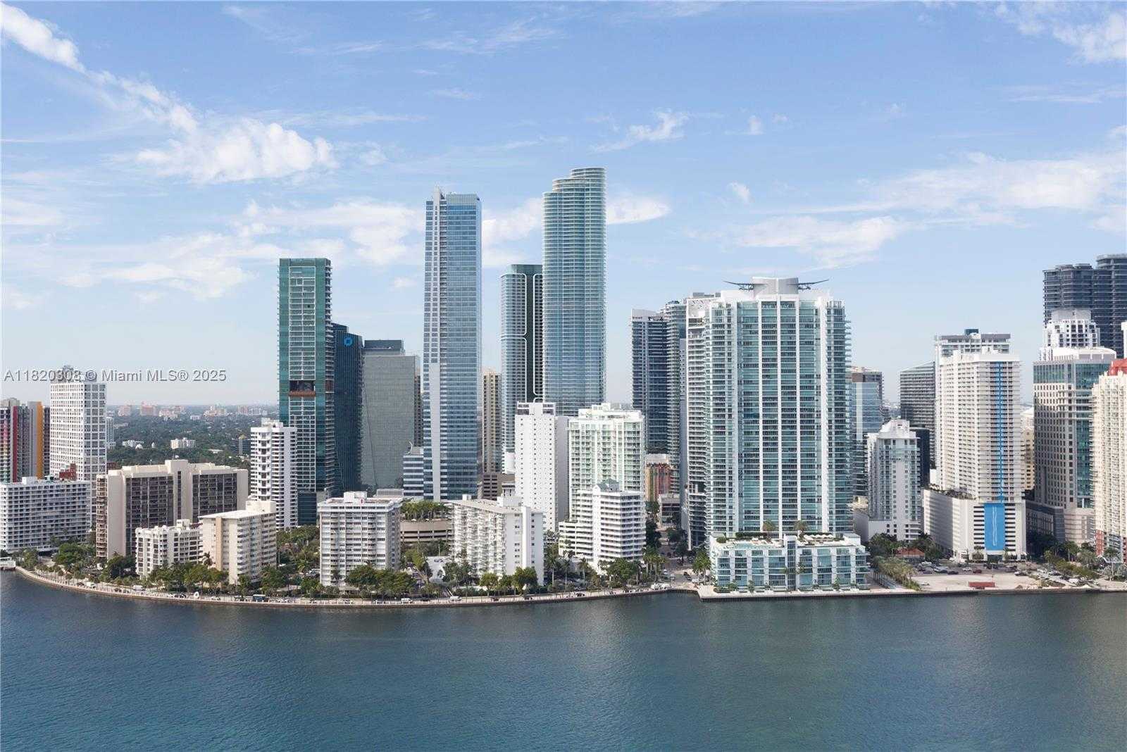 Small Image of 1420 SOUTH MIAMI AVENUE #5304, Miami Number 22