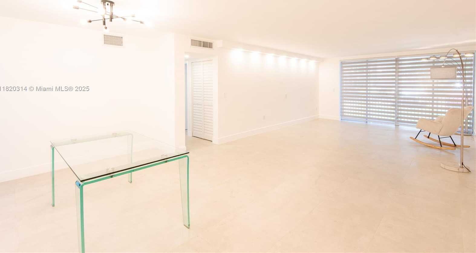 Small Image of 1750 NORTH EAST 191ST ST #100-1, Miami Number 7