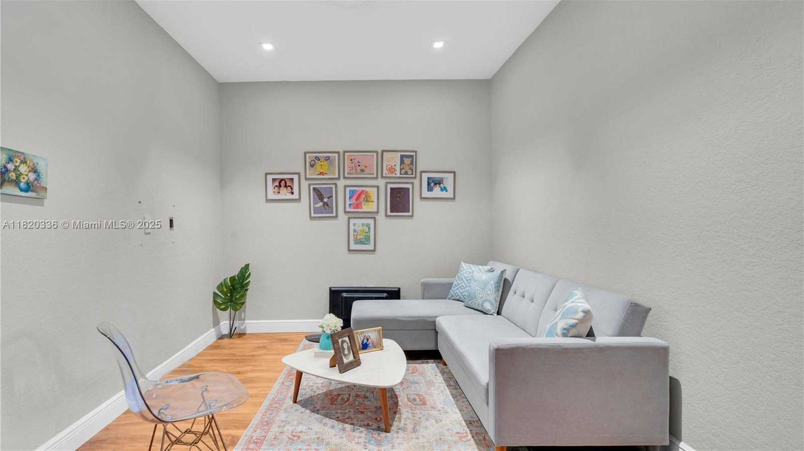 Small Image of 12834 SOUTH WEST 134TH ST, Miami Number 36