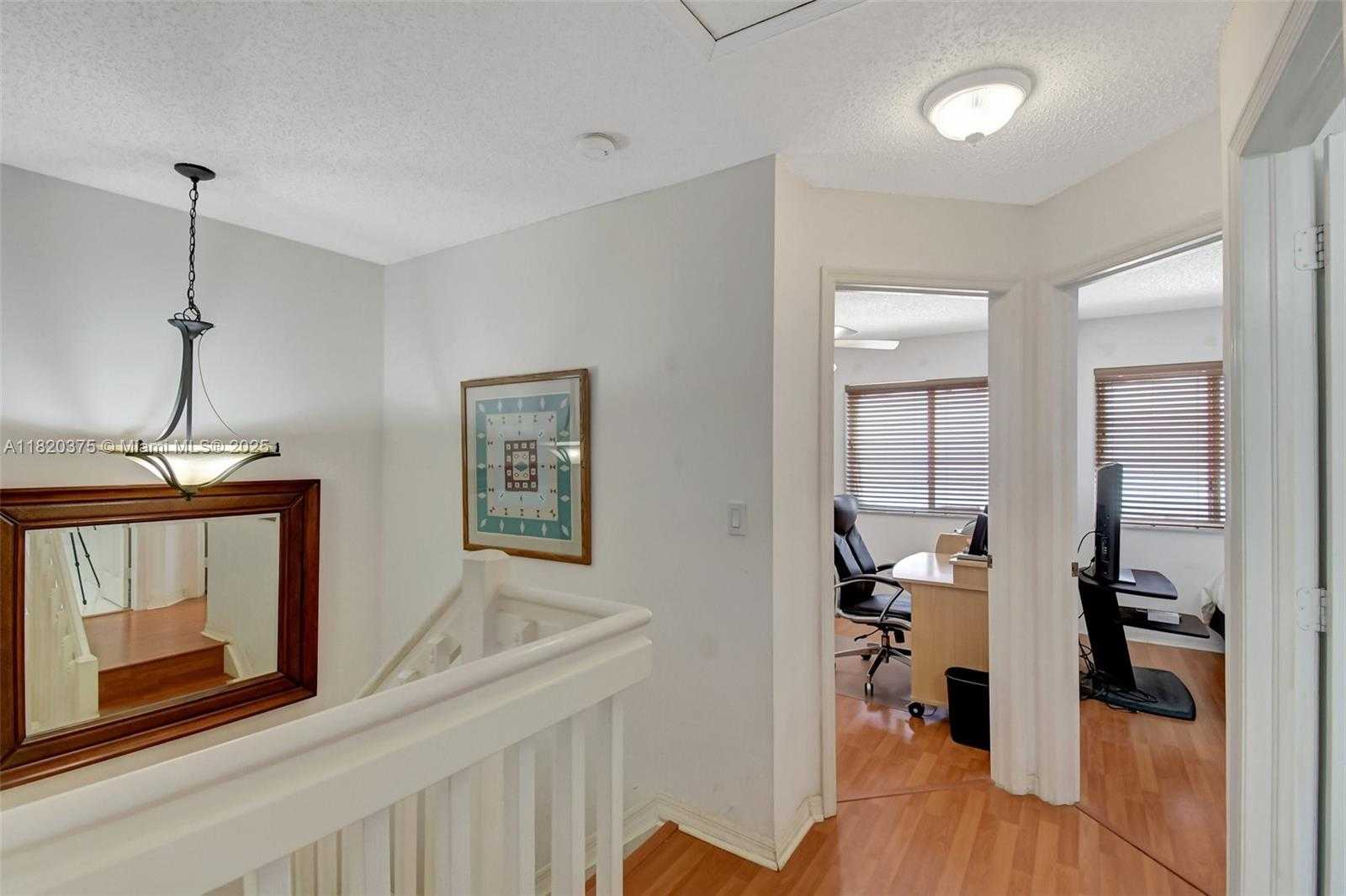 Small Image of 20865 NORTH WEST 3RD LN, Pembroke Pines Number 23
