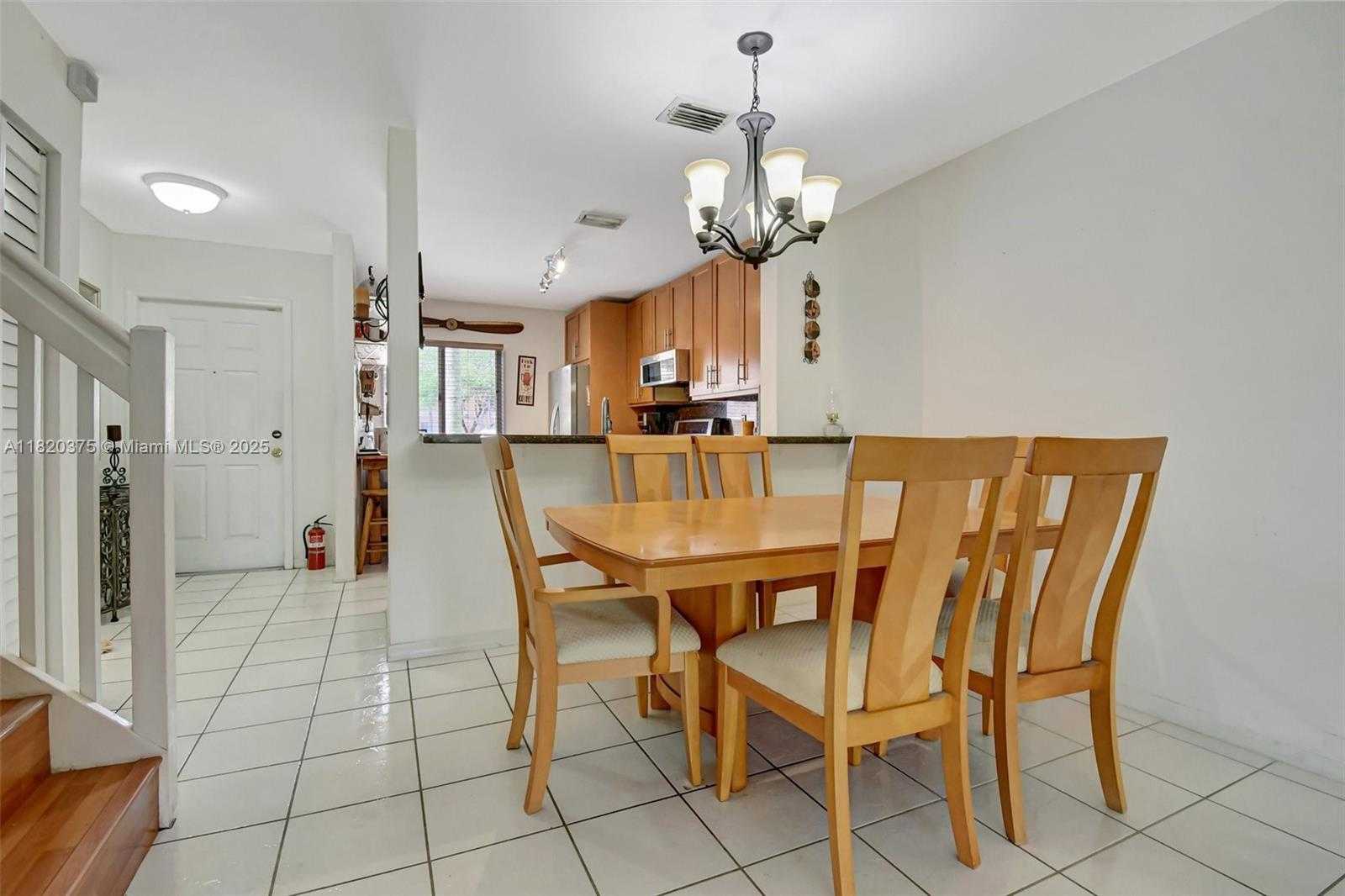 Small Image of 20865 NORTH WEST 3RD LN, Pembroke Pines Number 3