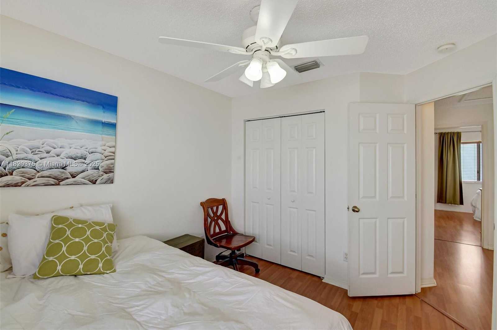 Small Image of 20865 NORTH WEST 3RD LN, Pembroke Pines Number 30