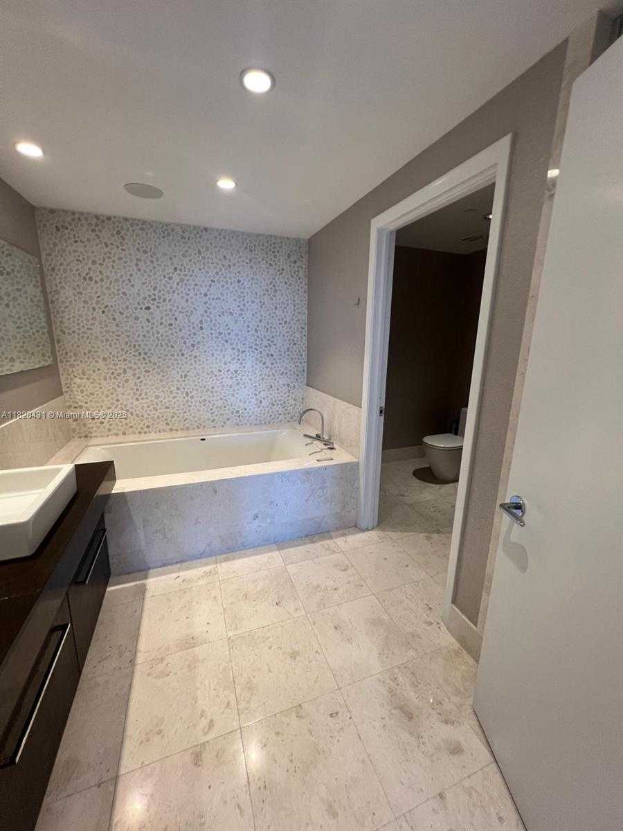 Small Image of 17121 COLLINS AVE #1205, Sunny Isles Beach Number 18