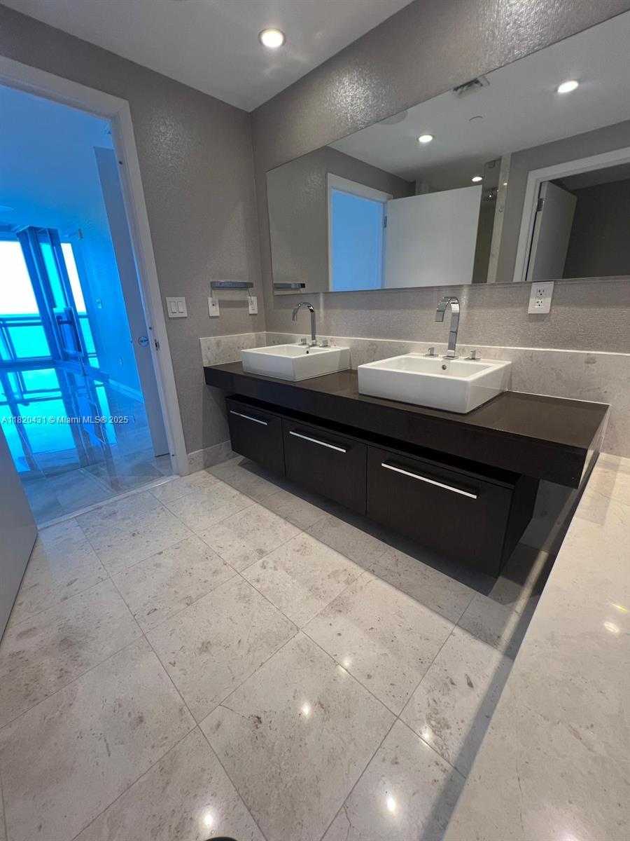 Small Image of 17121 COLLINS AVE #1205, Sunny Isles Beach Number 22