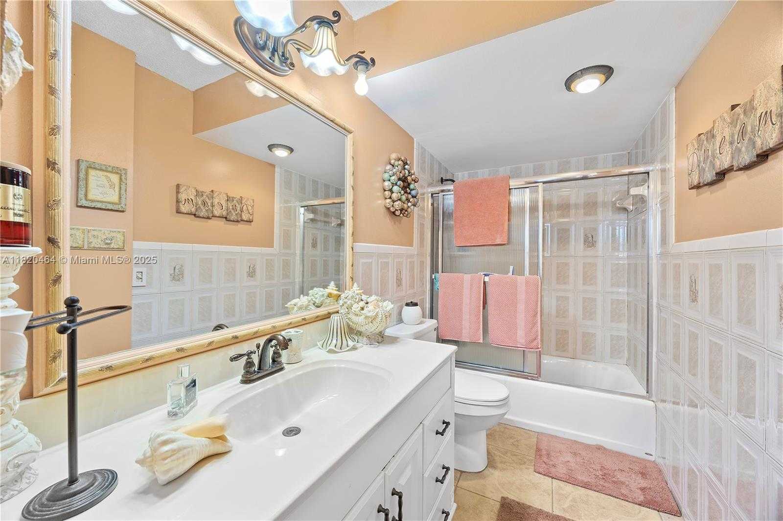 Small Image of 1801 SOUTH OCEAN DR #233, Hallandale Beach Number 17