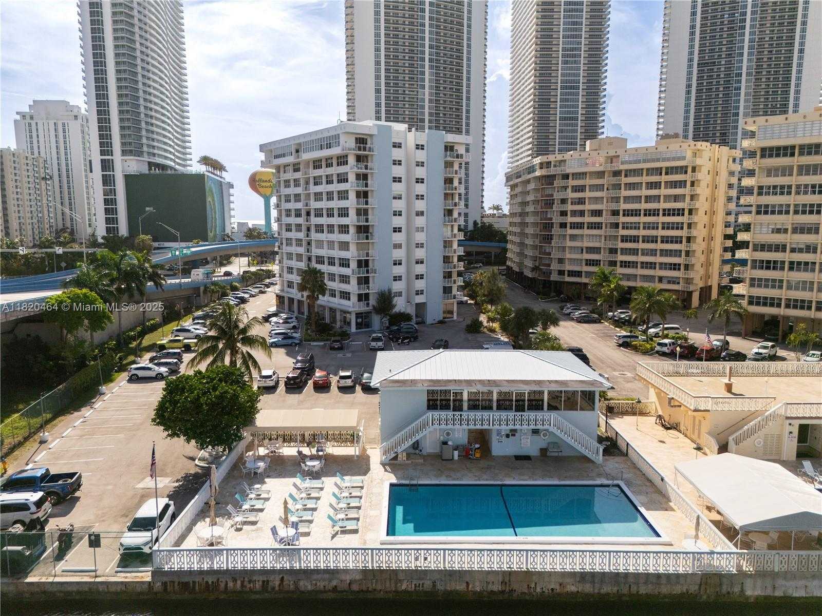 Small Image of 1801 SOUTH OCEAN DR #233, Hallandale Beach Number 23