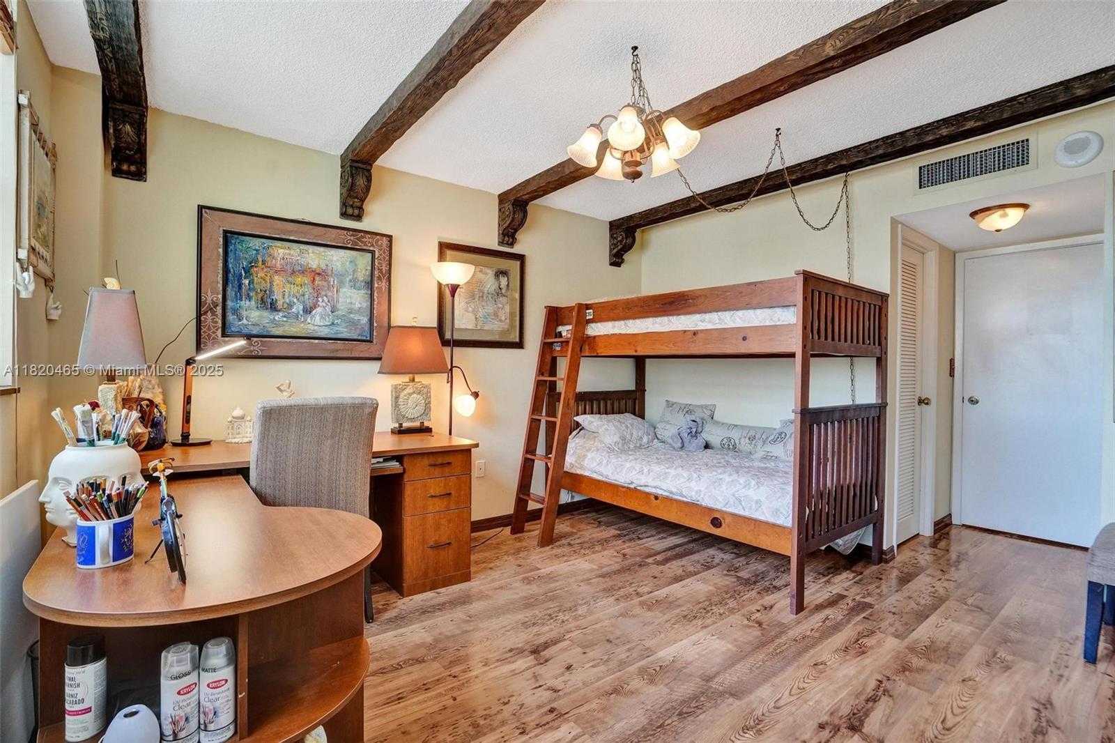 Small Image of 1833 SOUTH OCEAN DR #1402, Hallandale Beach Number 11
