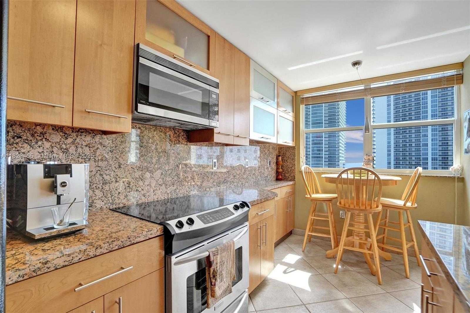 Small Image of 1833 SOUTH OCEAN DR #1402, Hallandale Beach Number 15