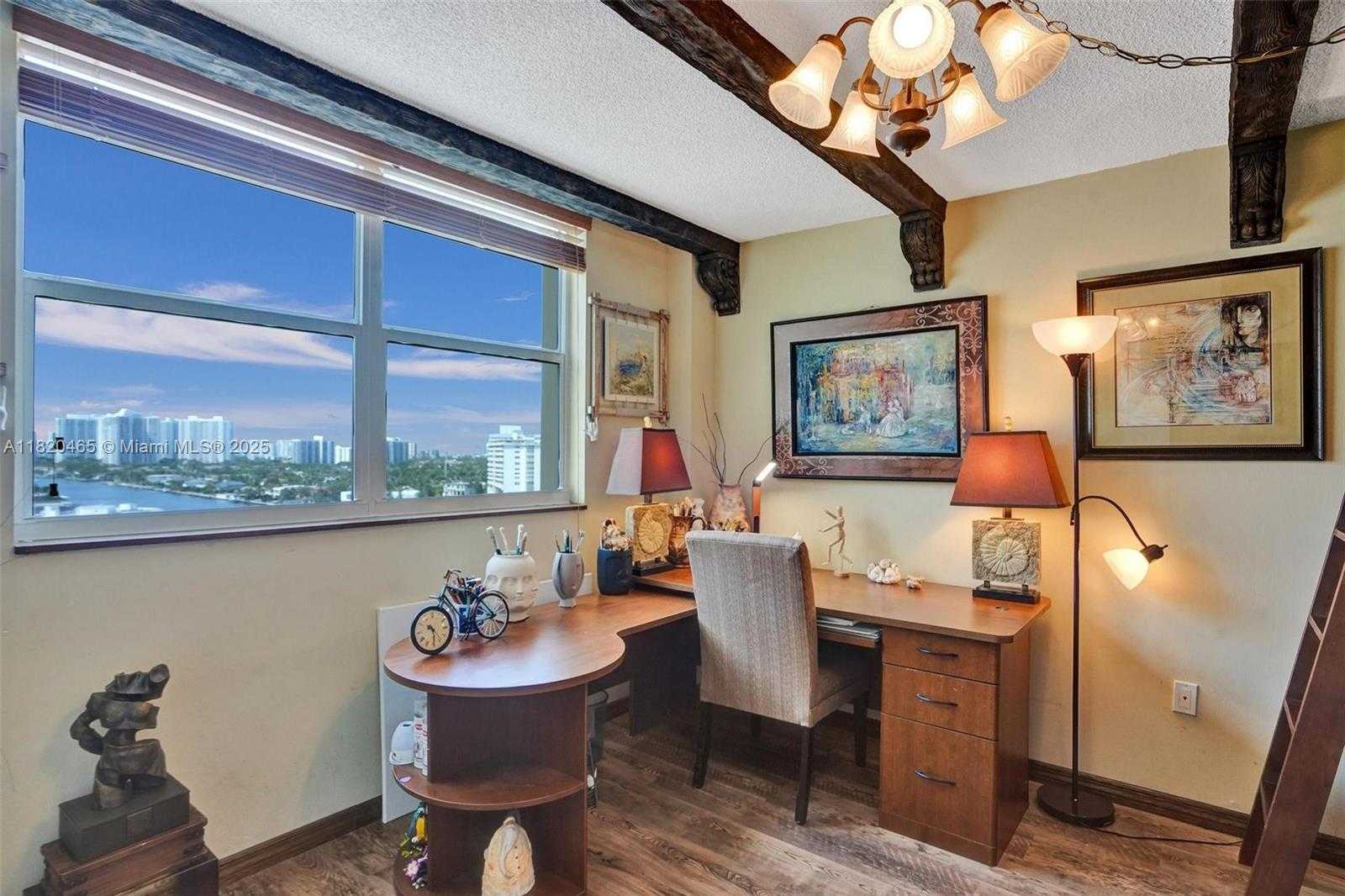 Small Image of 1833 SOUTH OCEAN DR #1402, Hallandale Beach Number 27