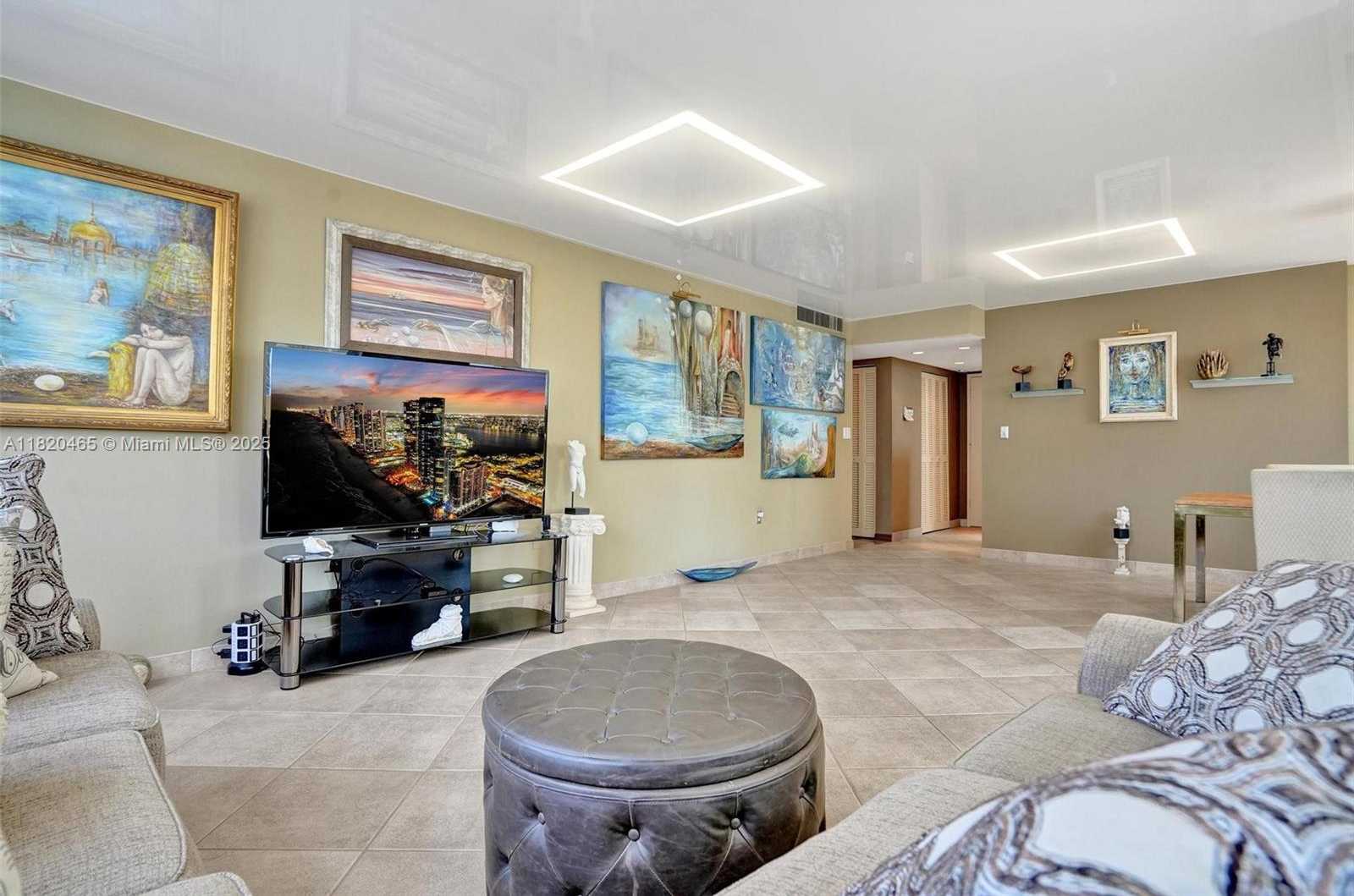 Small Image of 1833 SOUTH OCEAN DR #1402, Hallandale Beach Number 31