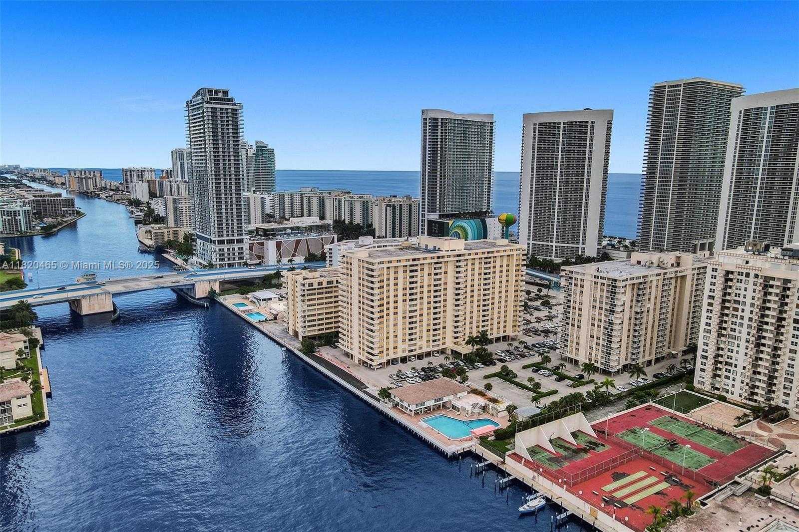 Small Image of 1833 SOUTH OCEAN DR #1402, Hallandale Beach Number 50