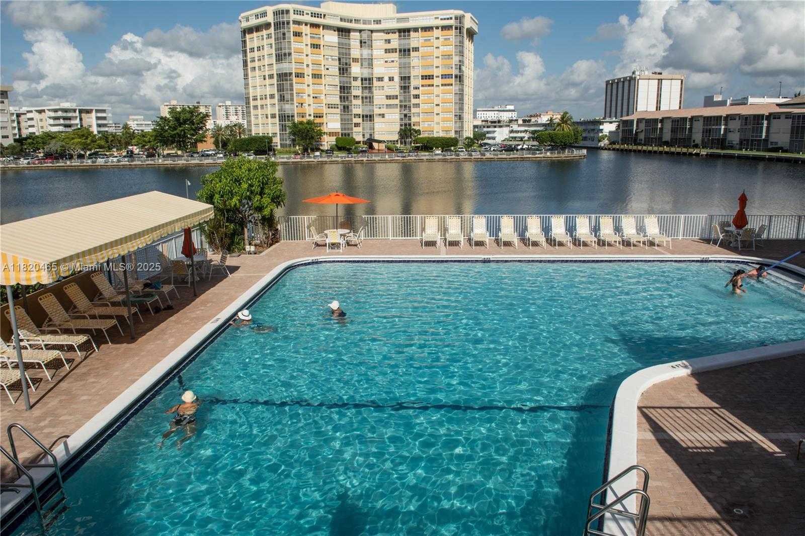 Small Image of 1833 SOUTH OCEAN DR #1402, Hallandale Beach Number 63